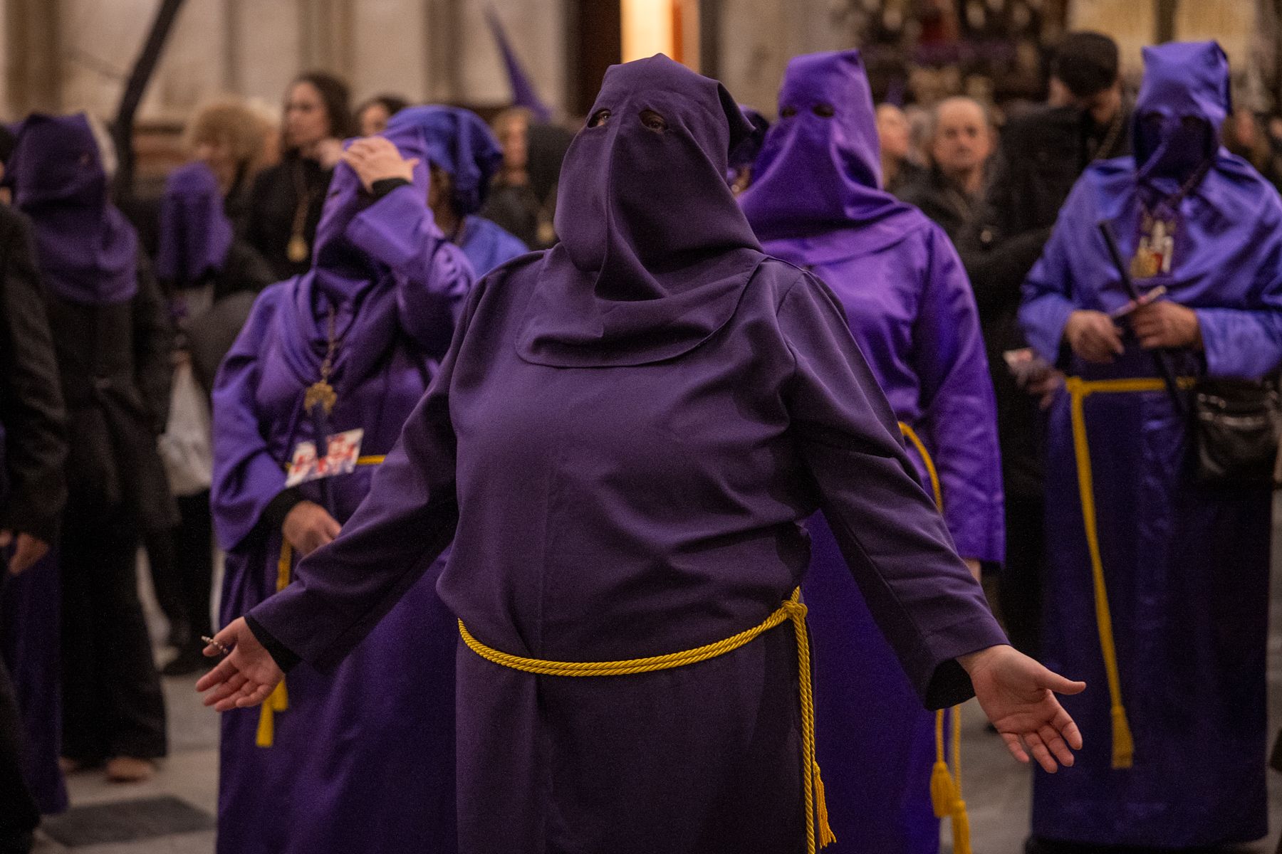 Jueves Santo de luz en Cádiz y Madrugada de silencio y recogimiento