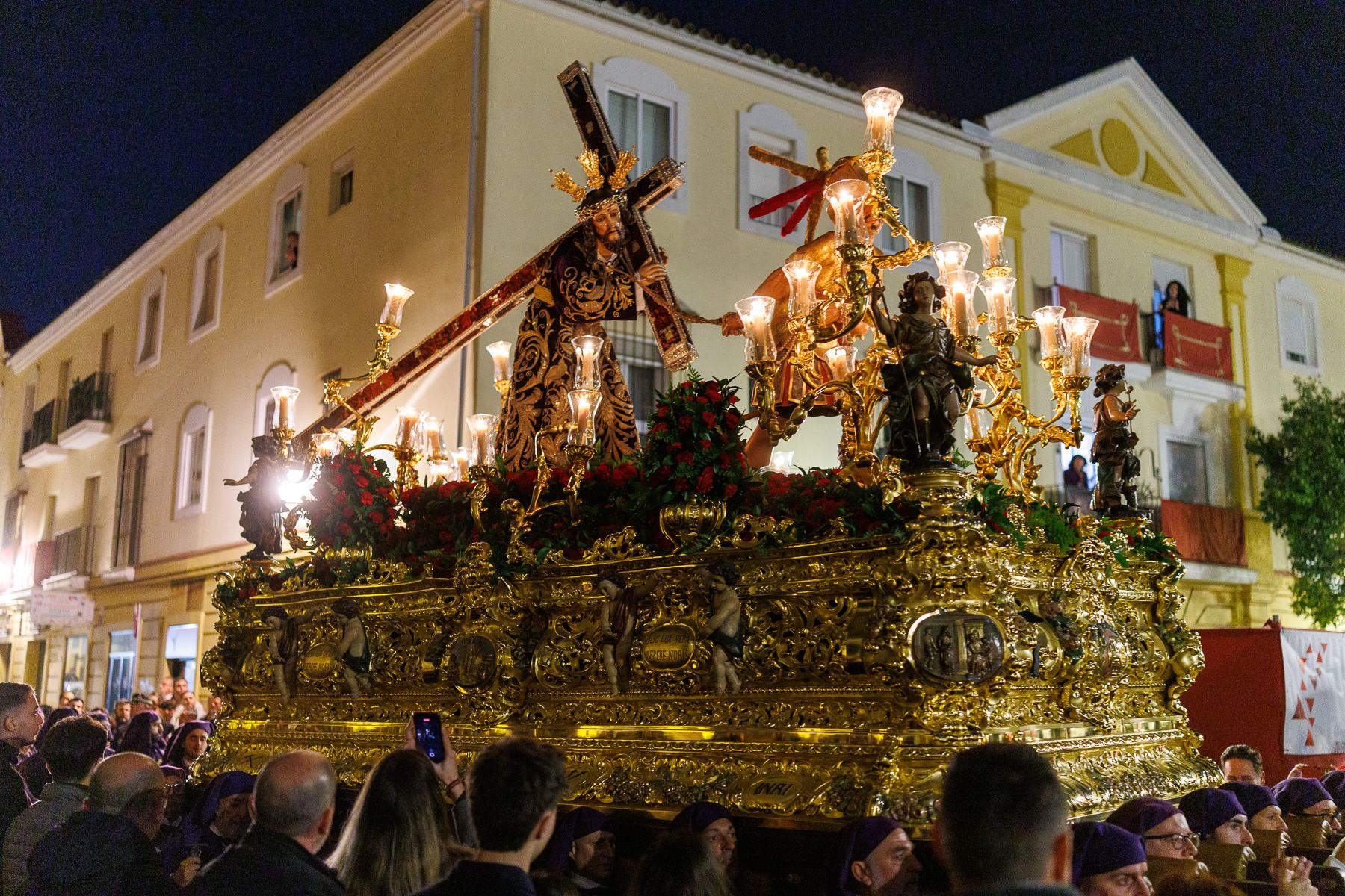 El Nazareno en la Madrugada de Jerez, en imágenes 