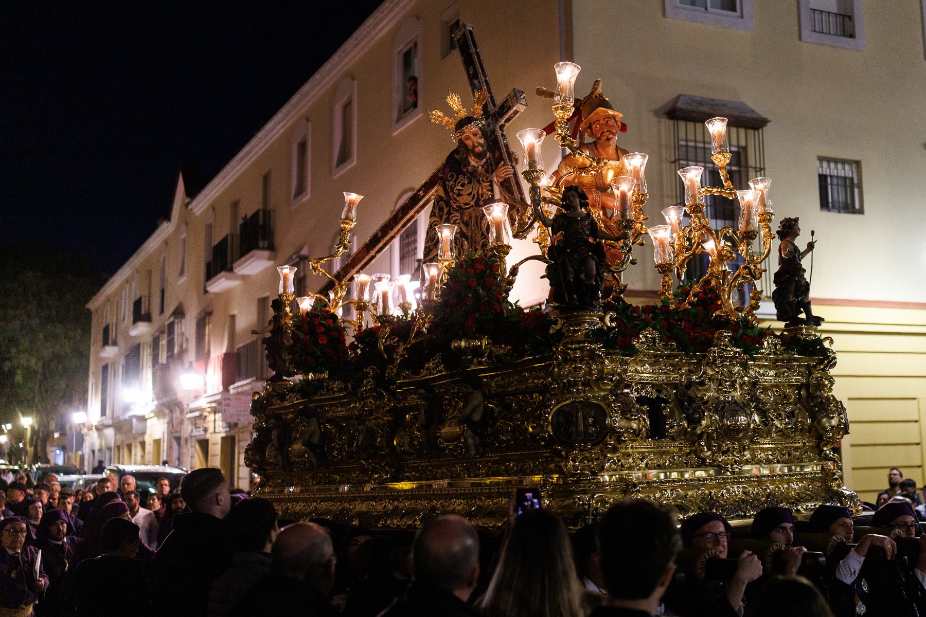 El Nazareno en la Madrugada de Jerez, en imágenes 