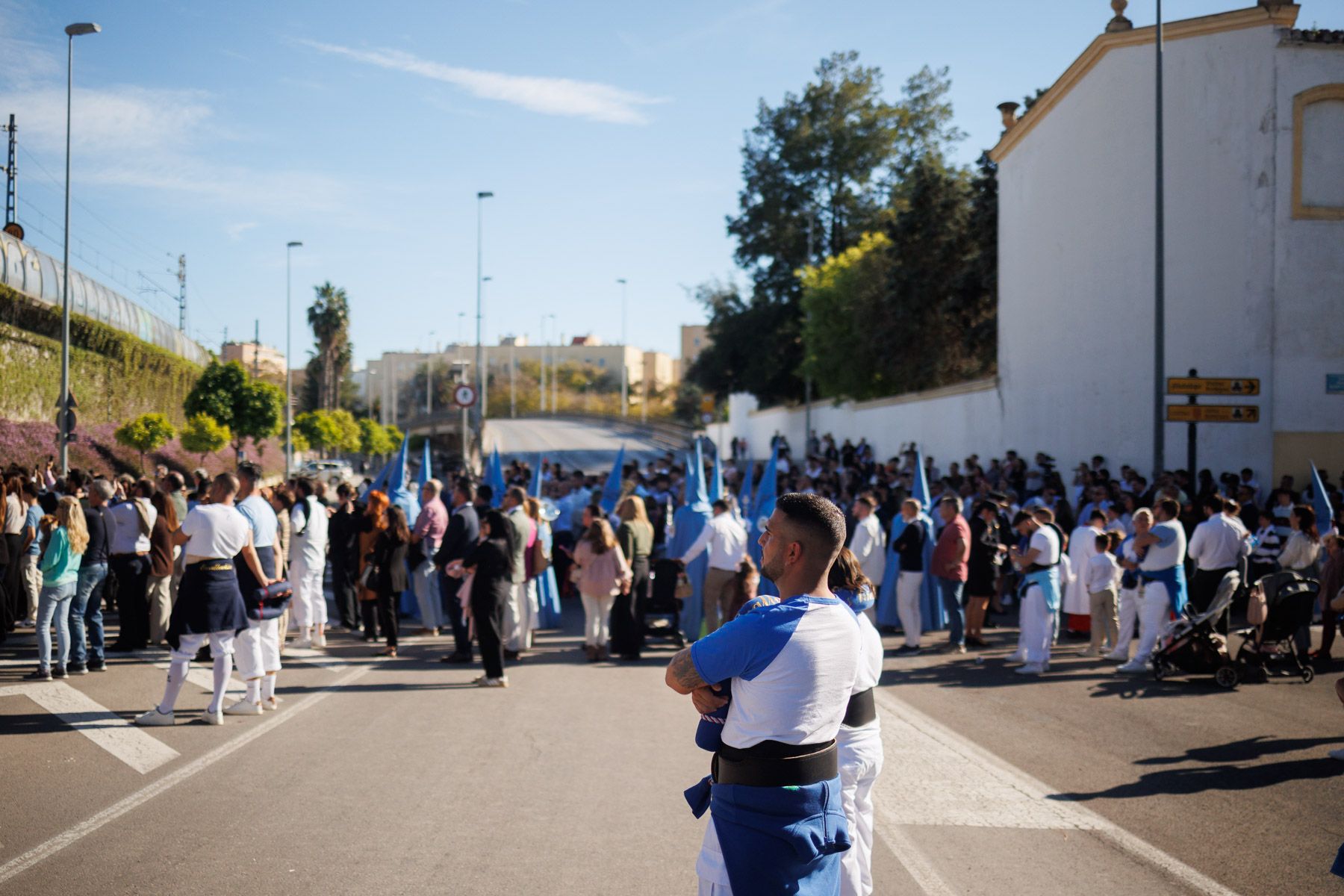 La Hermandad de la Exaltación en su salida este Viernes Santo