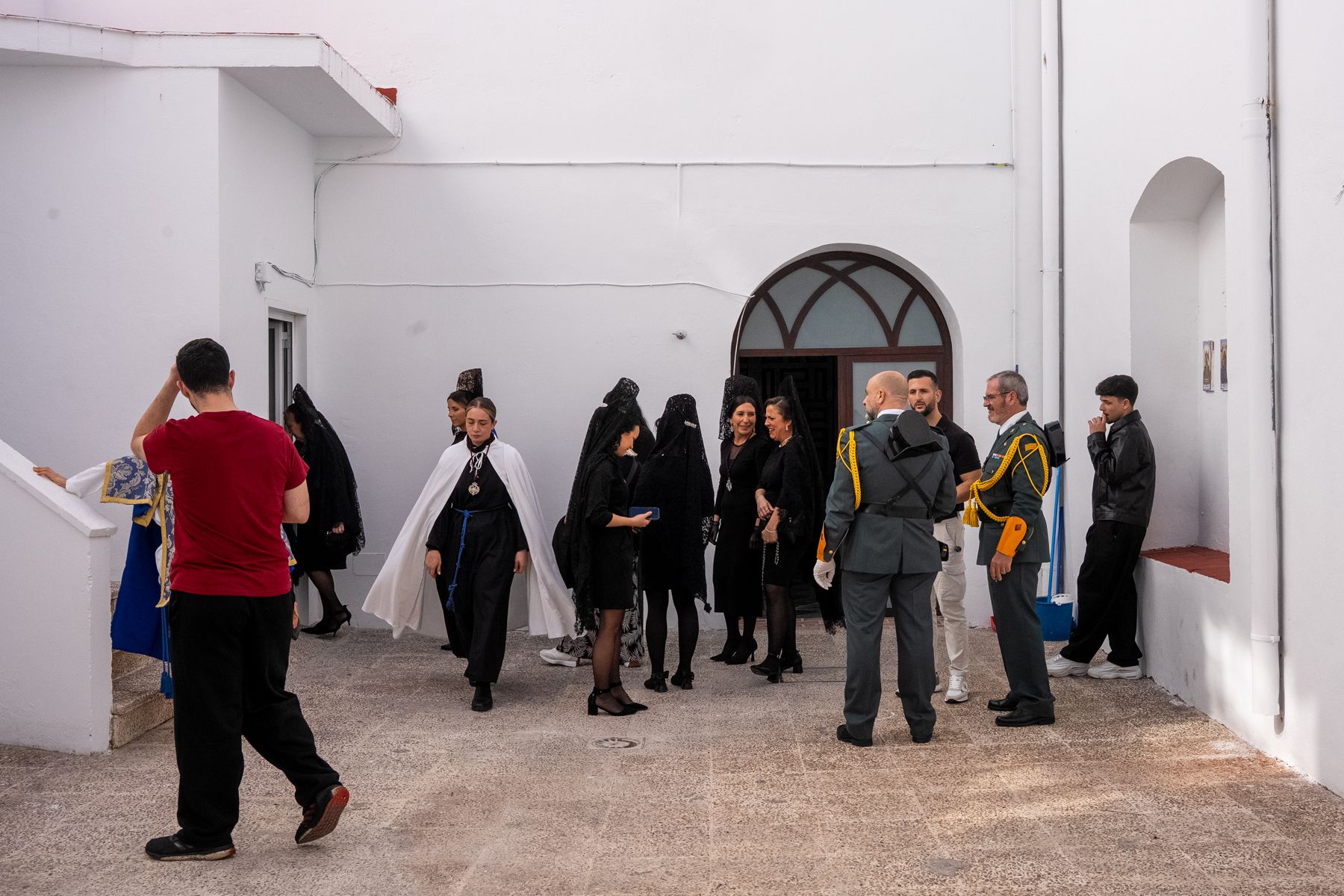 Viernes Santo en Cádiz  solemnidad entre Expiración, Descendimiento y Buena Muerte