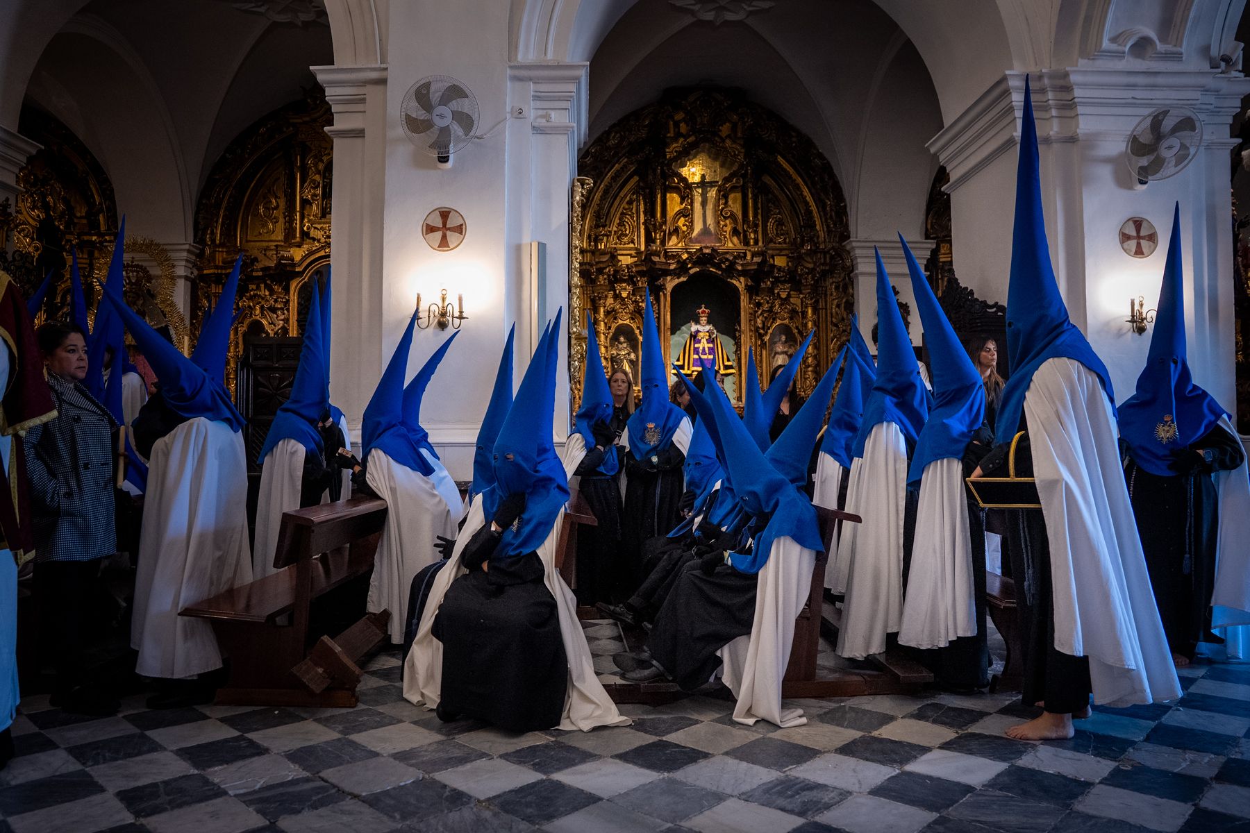 Viernes Santo en Cádiz  solemnidad entre Expiración, Descendimiento y Buena Muerte