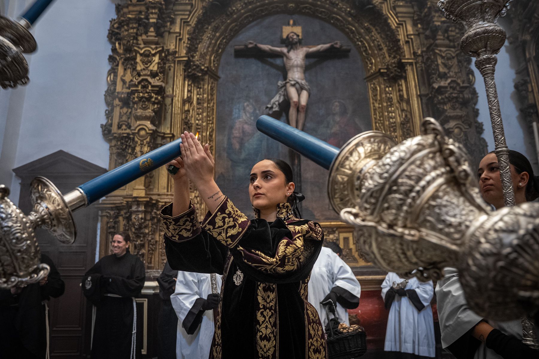 Viernes Santo en Cádiz  solemnidad entre Expiración, Descendimiento y Buena Muerte