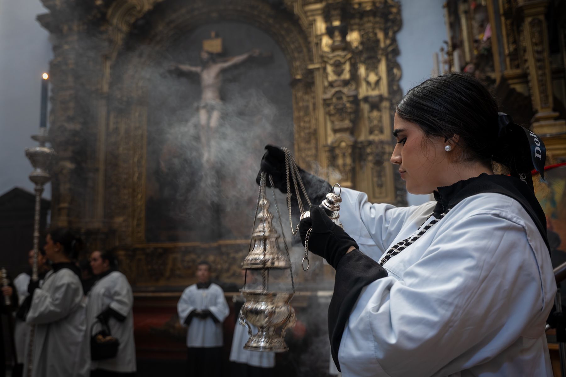 Viernes Santo en Cádiz  solemnidad entre Expiración, Descendimiento y Buena Muerte