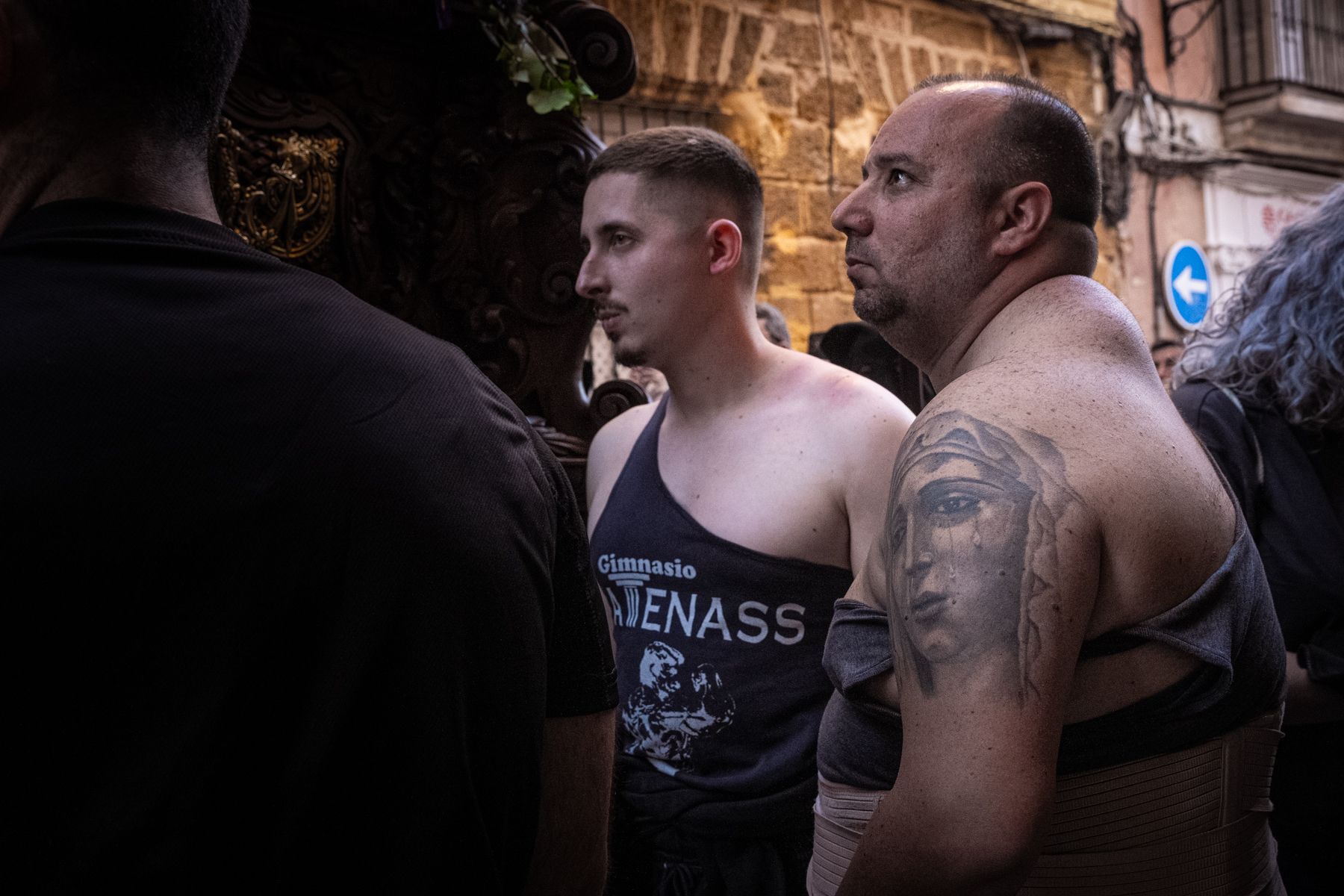 Viernes Santo en Cádiz  solemnidad entre Expiración, Descendimiento y Buena Muerte