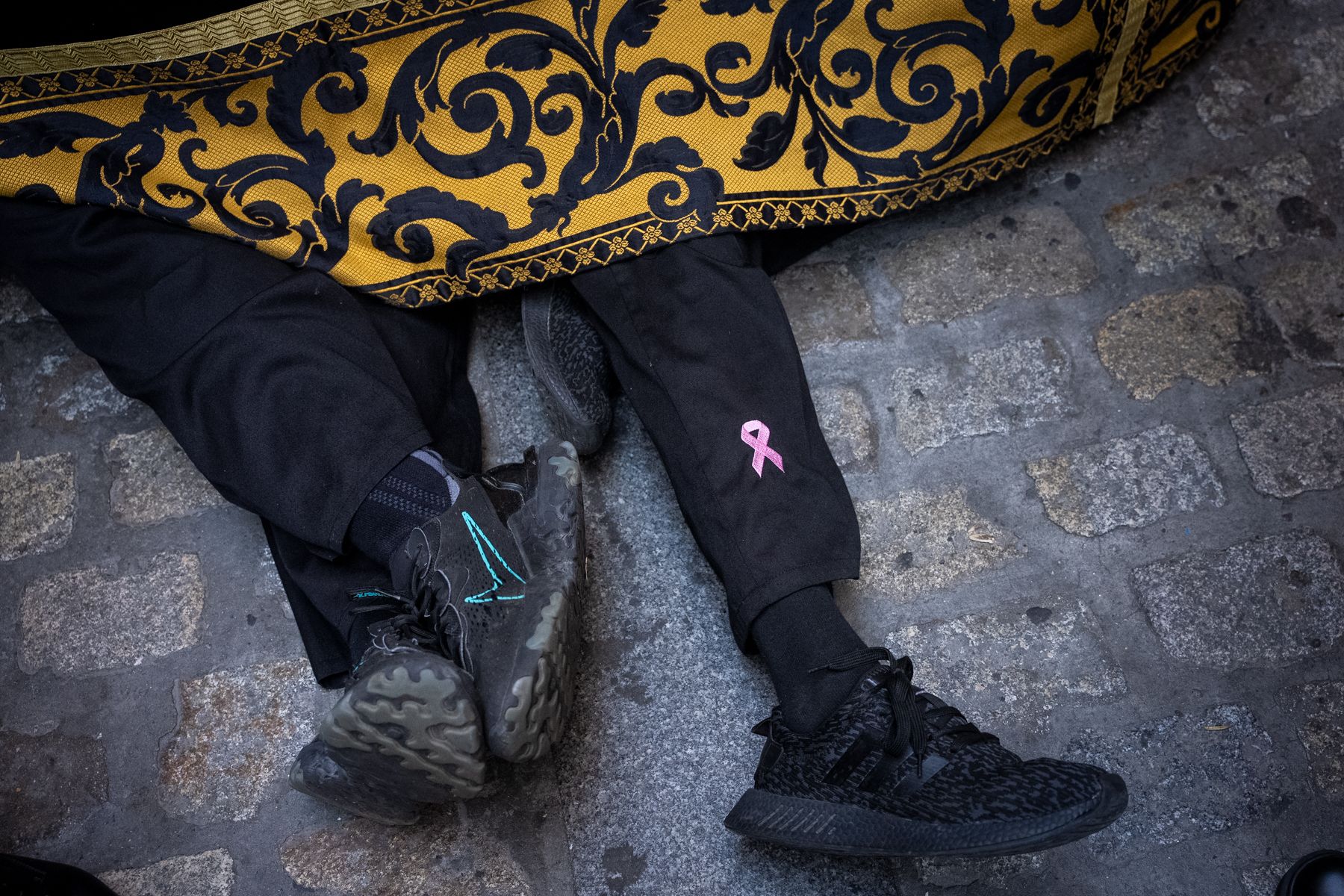 Viernes Santo en Cádiz  solemnidad entre Expiración, Descendimiento y Buena Muerte