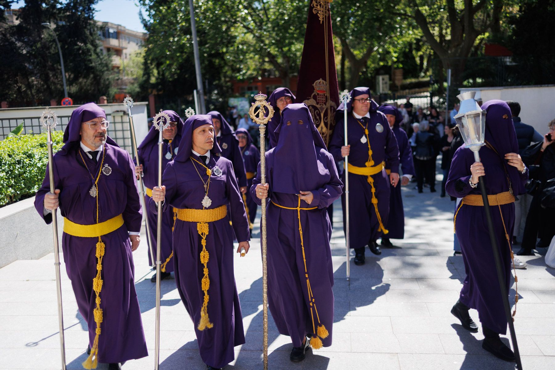 El Santo Entierro saliendo de la capilla del Calvario este Sábado Santo El Santo Entierro saliendo de la capilla del Calvario este Sábado Santo