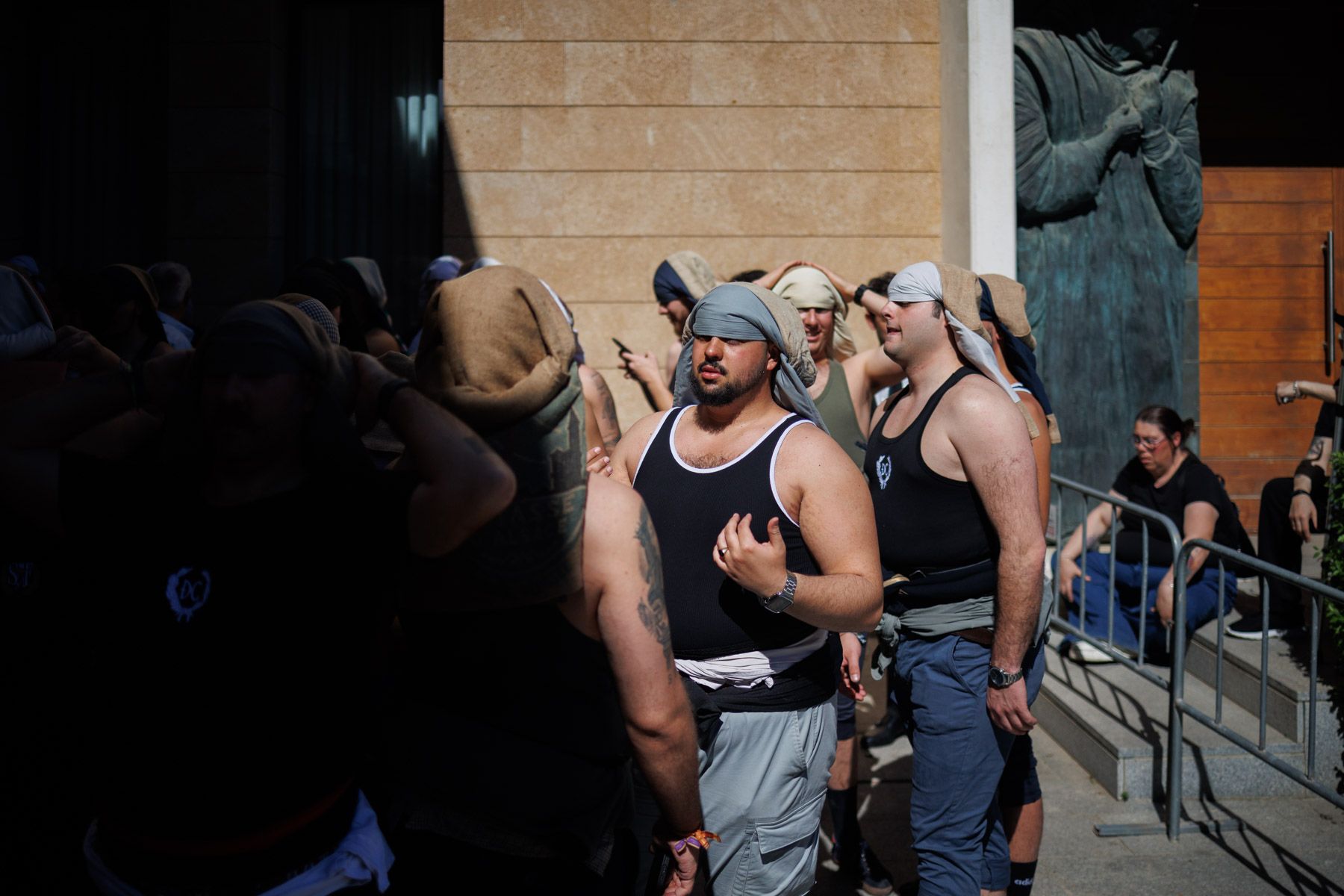 El Santo Entierro saliendo de la capilla del Calvario este Sábado Santo El Santo Entierro saliendo de la capilla del Calvario este Sábado Santo