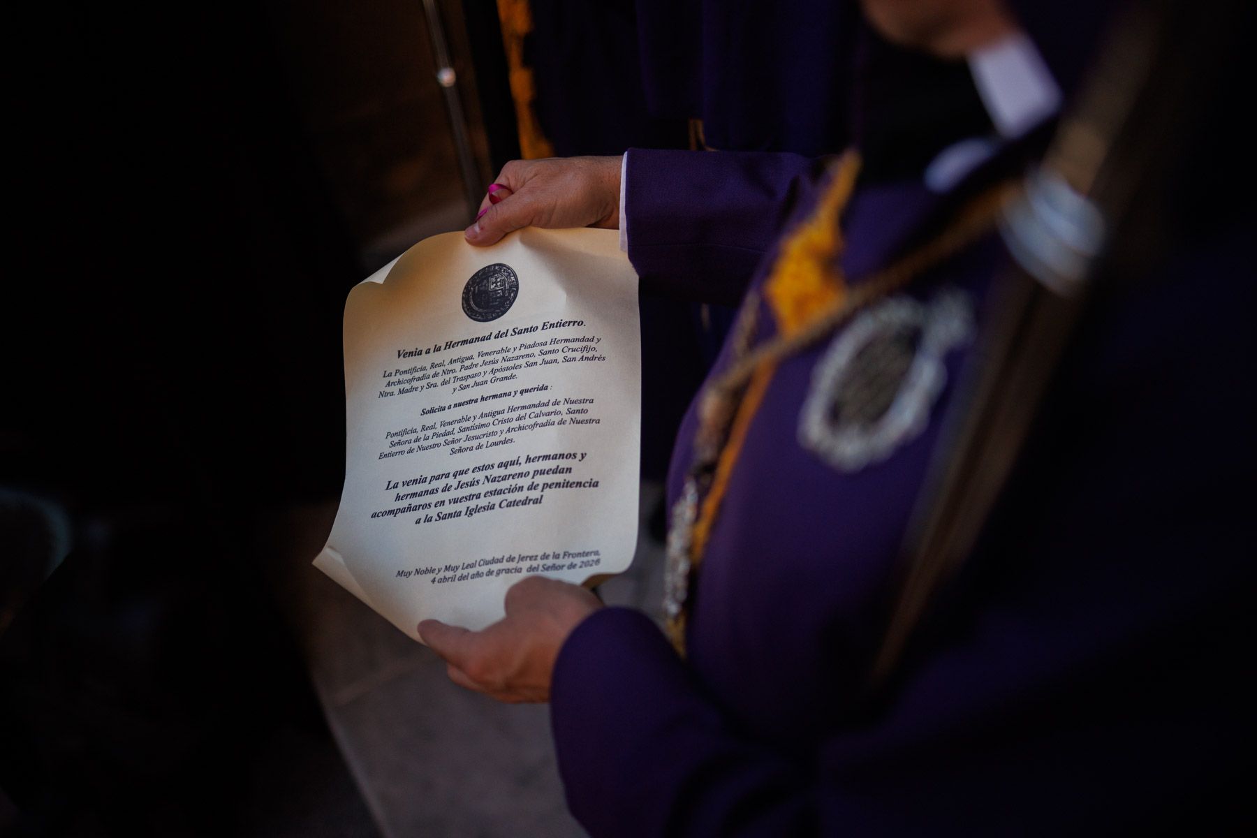 El Santo Entierro saliendo de la capilla del Calvario este Sábado Santo El Santo Entierro saliendo de la capilla del Calvario este Sábado Santo