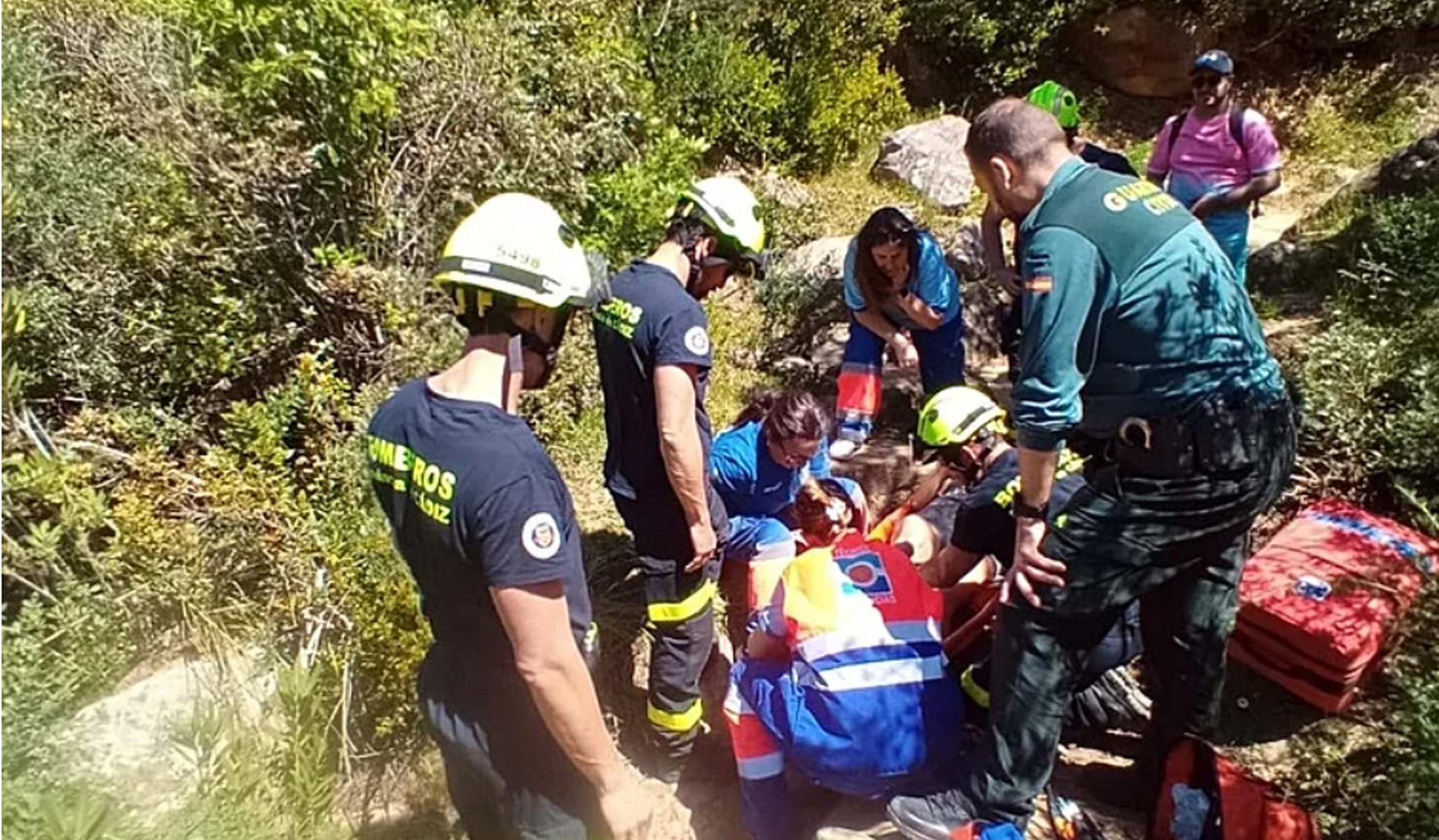 Rescatada una mujer en el interior del parque de Los Alcornocales de Alcalá de los Gazules