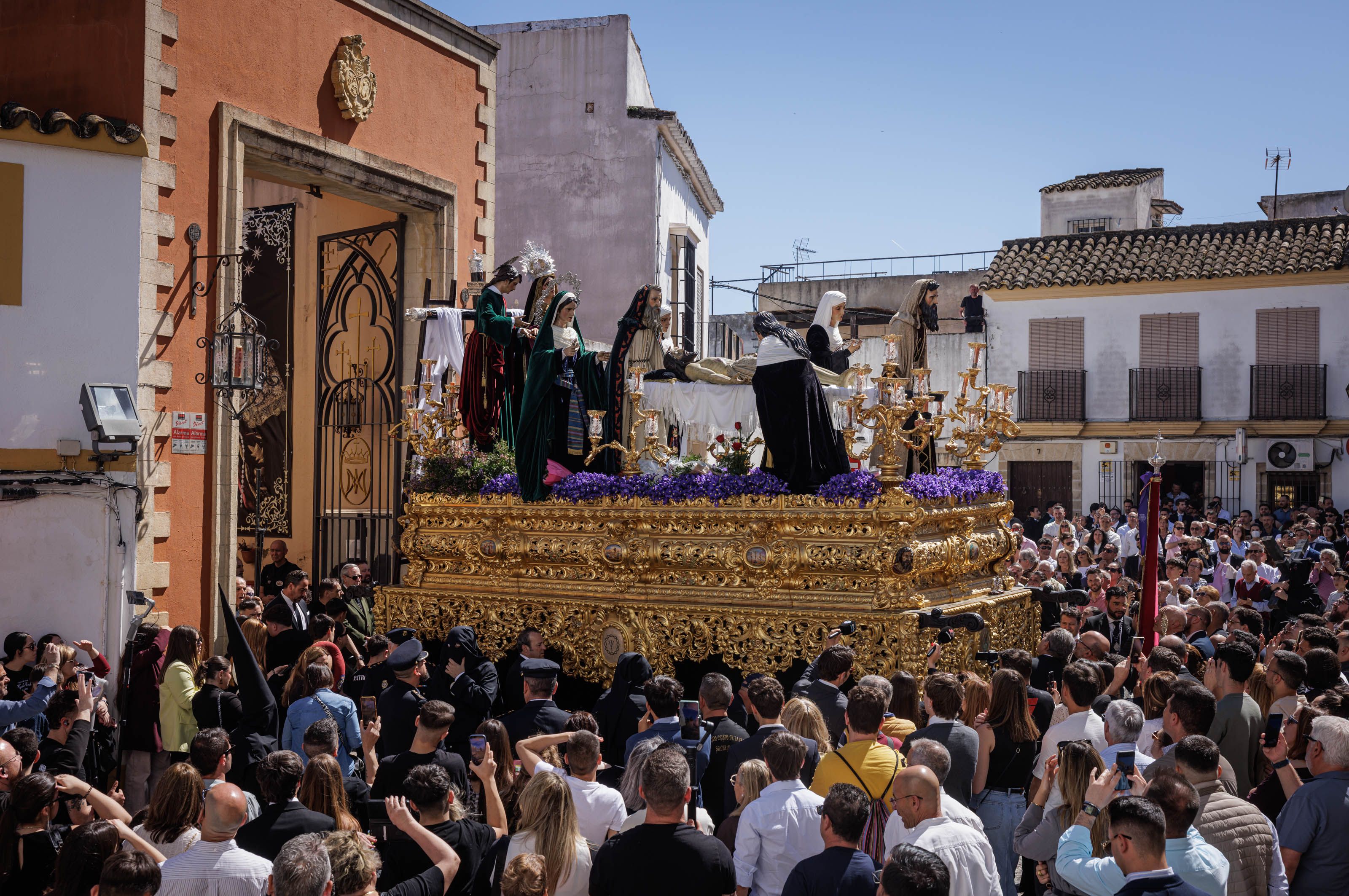 Santa Marta en procesión el Sábado Santo Santa Marta en procesión el Sábado Santo