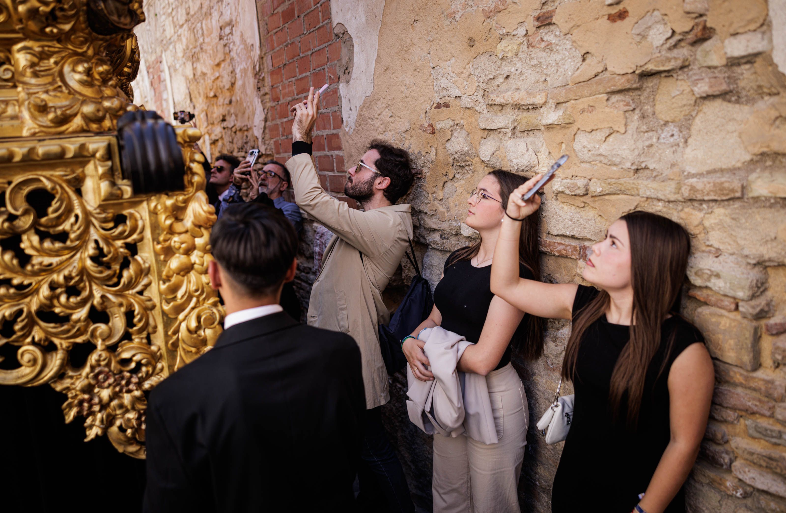 Santa Marta en procesión el Sábado Santo Santa Marta en procesión el Sábado Santo
