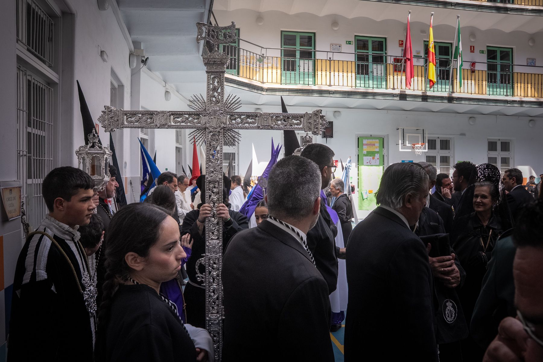 Sábado Santo en Cádiz: el Santo Entierro, desde el Oratorio de San Felipe Neri  