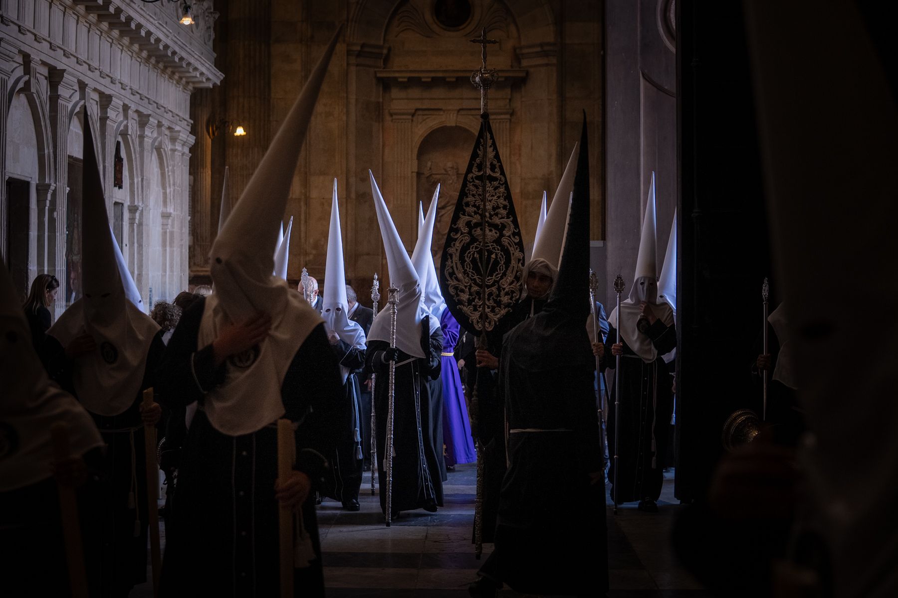 Sábado Santo en Cádiz: el Santo Entierro, desde el Oratorio de San Felipe Neri 13