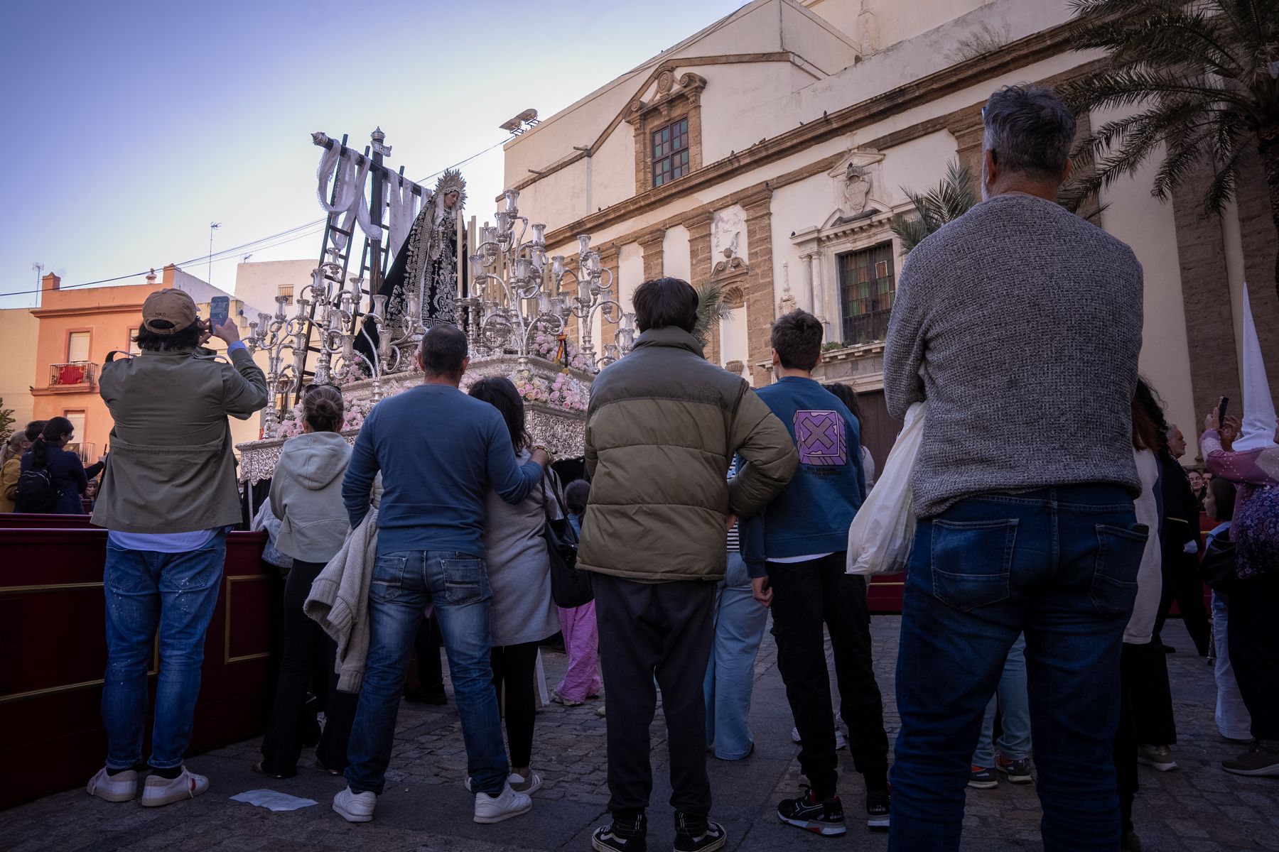 Sábado Santo en Cádiz: el Santo Entierro, desde el Oratorio de San Felipe Neri 22