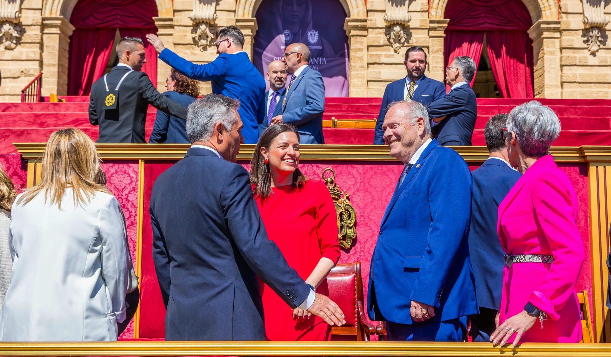 Patricia Cavada presente en la procesión de cierre de este Domingo de Resurrección en San Fernando