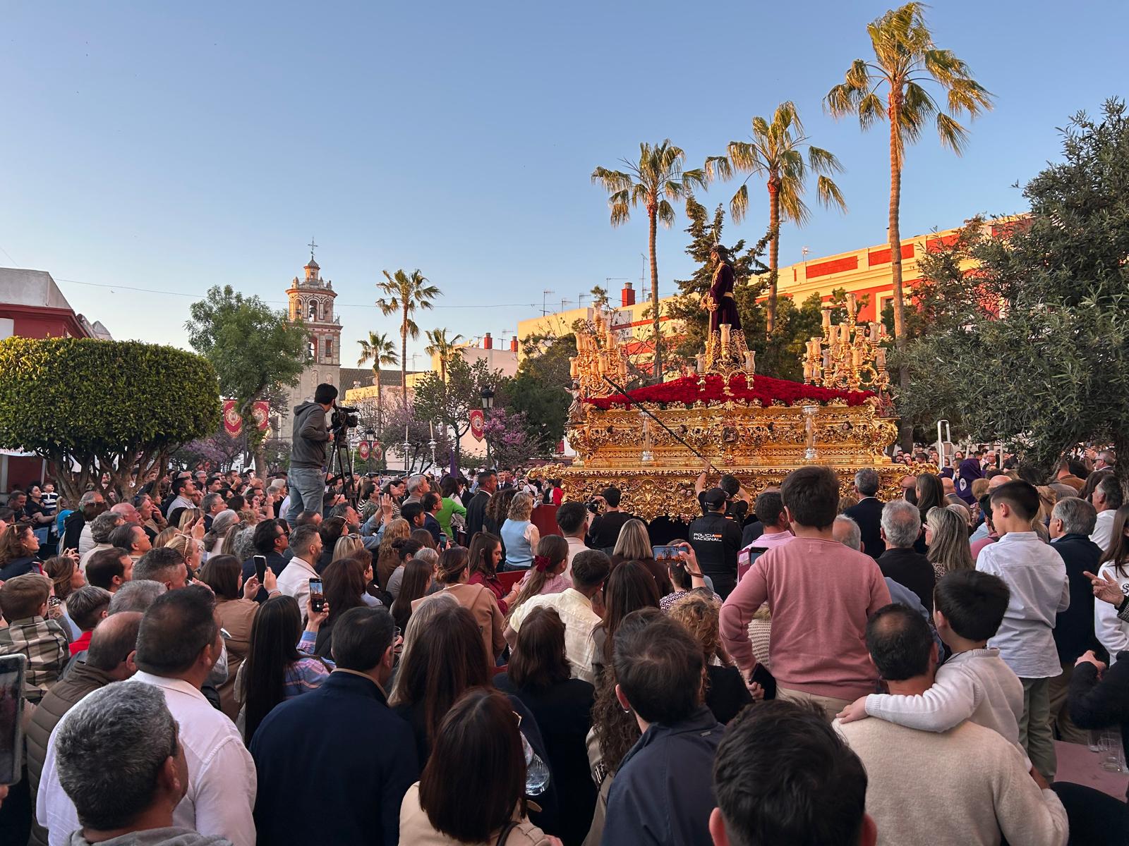 Un momento de la Semana Santa en Sanlúcar.