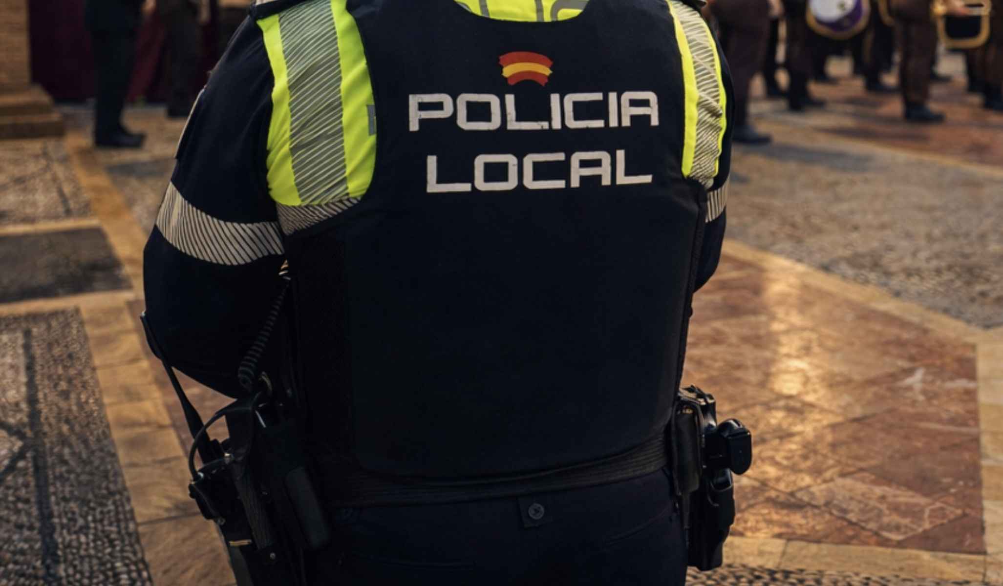 Un agente de la Policía Local de Marbella.