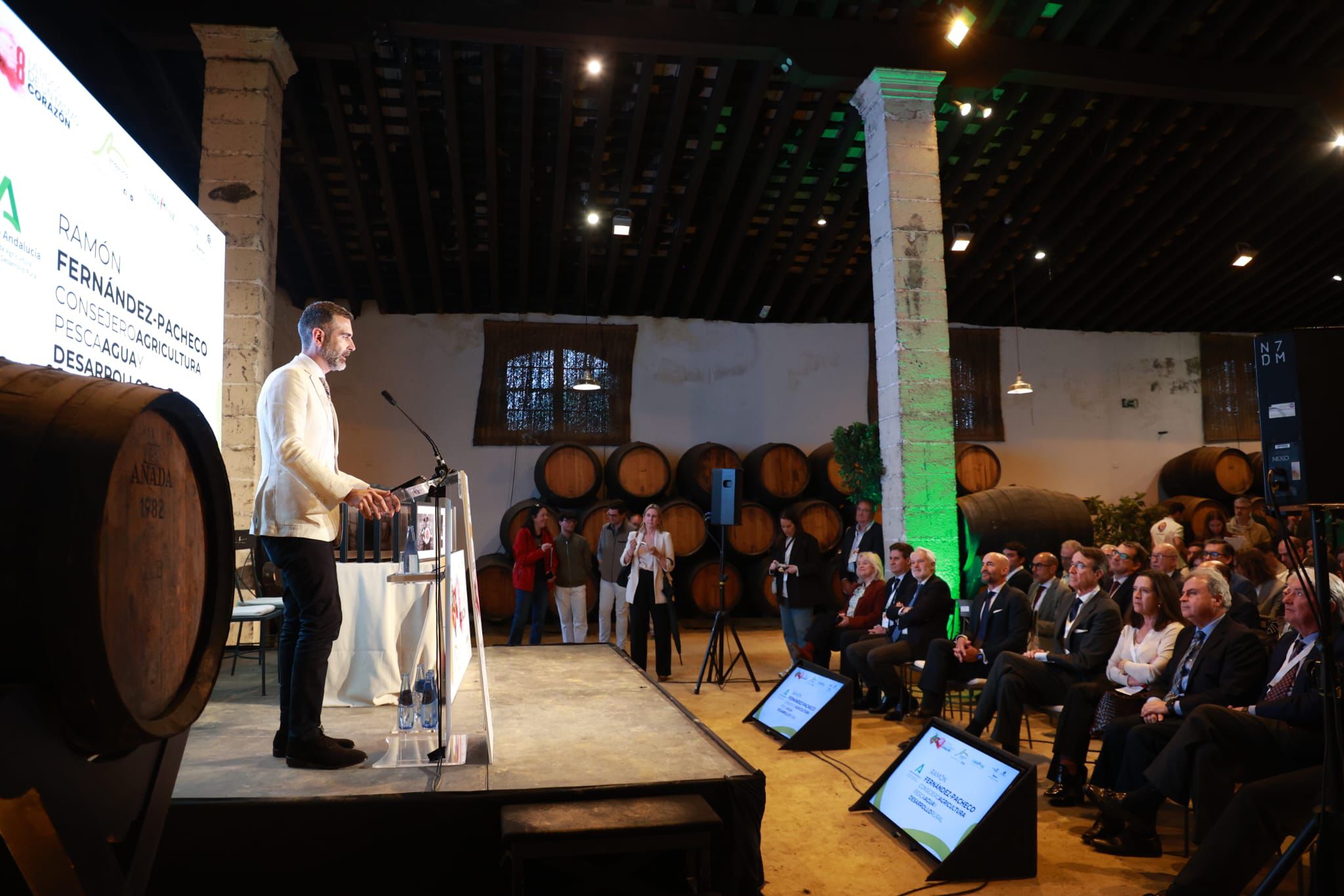 El acto de Ramón Fernández-Pacheco en Jerez.