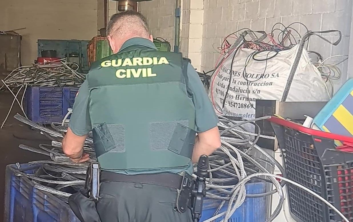 Robo de cobre en Carmona.