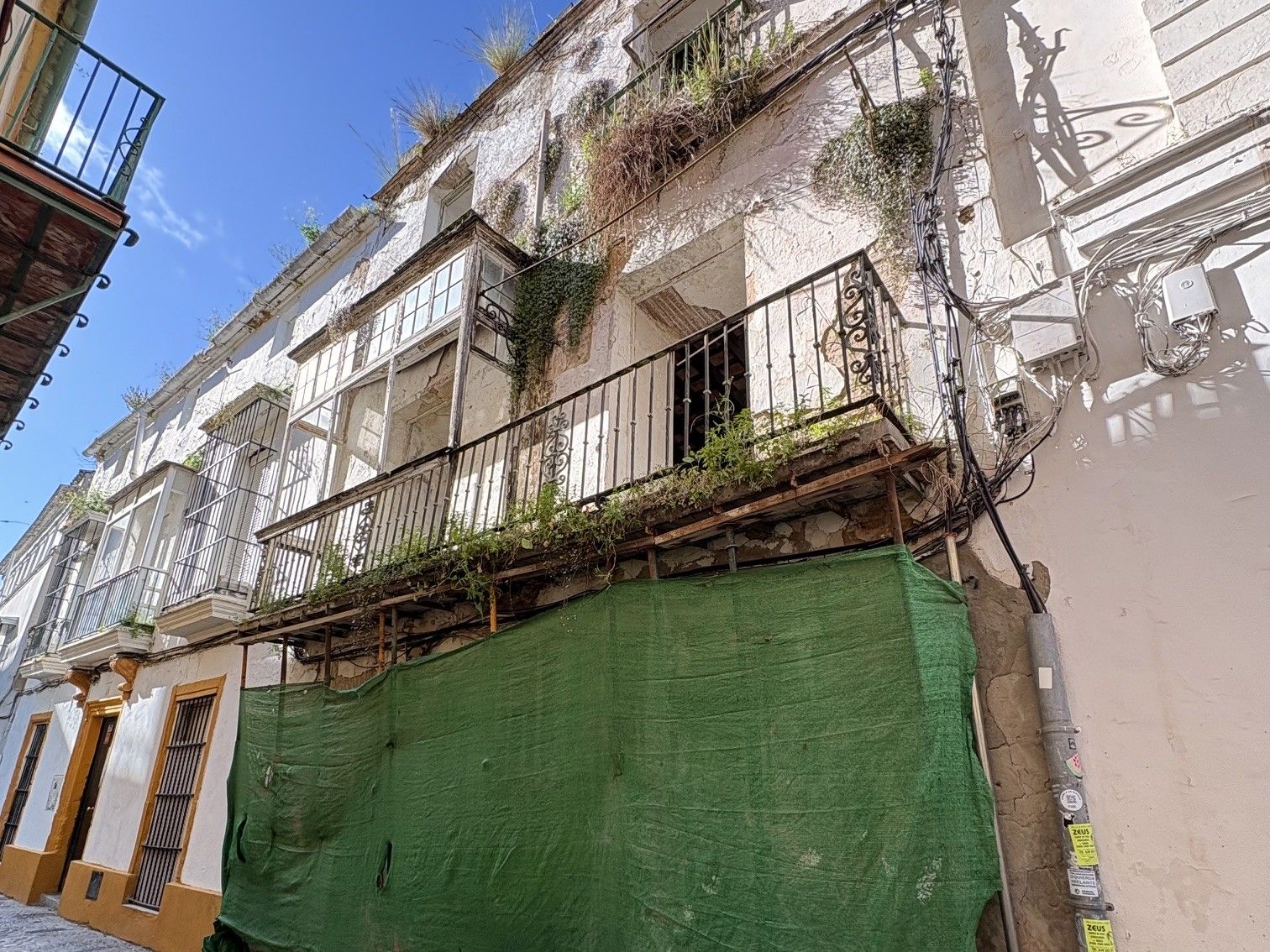 La finca de la calle Francos 29, a la venta en Jerez. La finca de la calle Francos 29, a la venta en Jerez.
