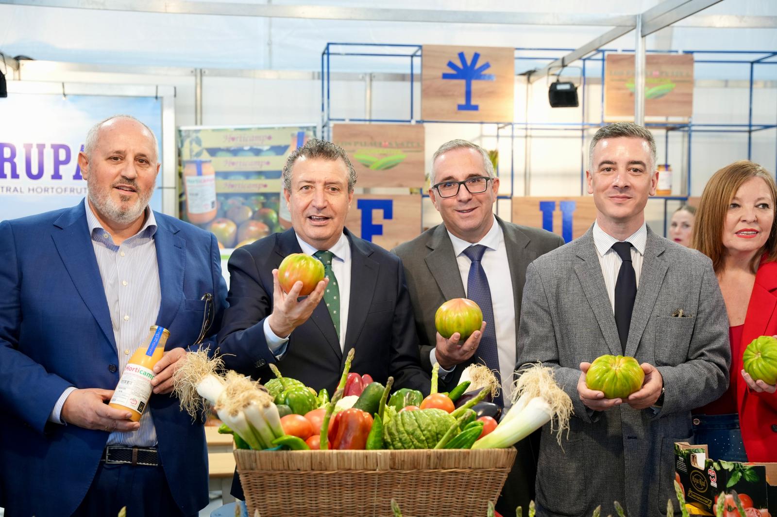 Inauguración de la XXX Feria Agroganadera y de la Gastronomía de Los Palacios en Sevilla.