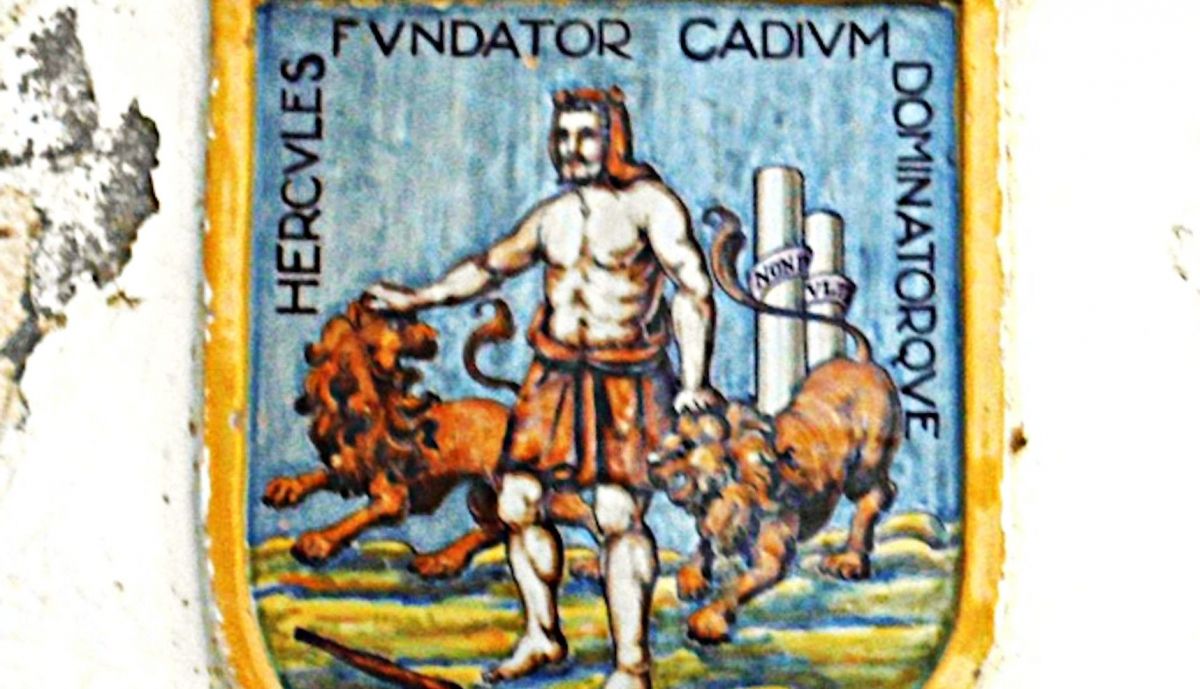 Escudo de Cádiz, cerámica policromada, Paseo de Santa Barbará.