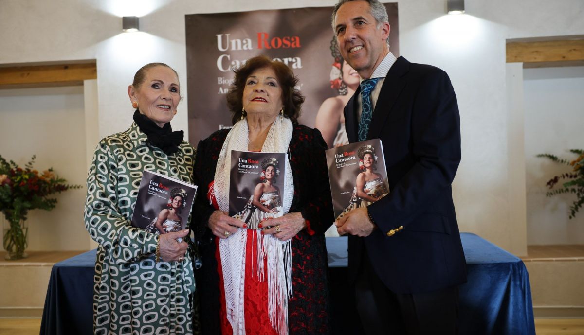 Angelita Gómez, Ana María La Jerezana y Francisco Pereira.