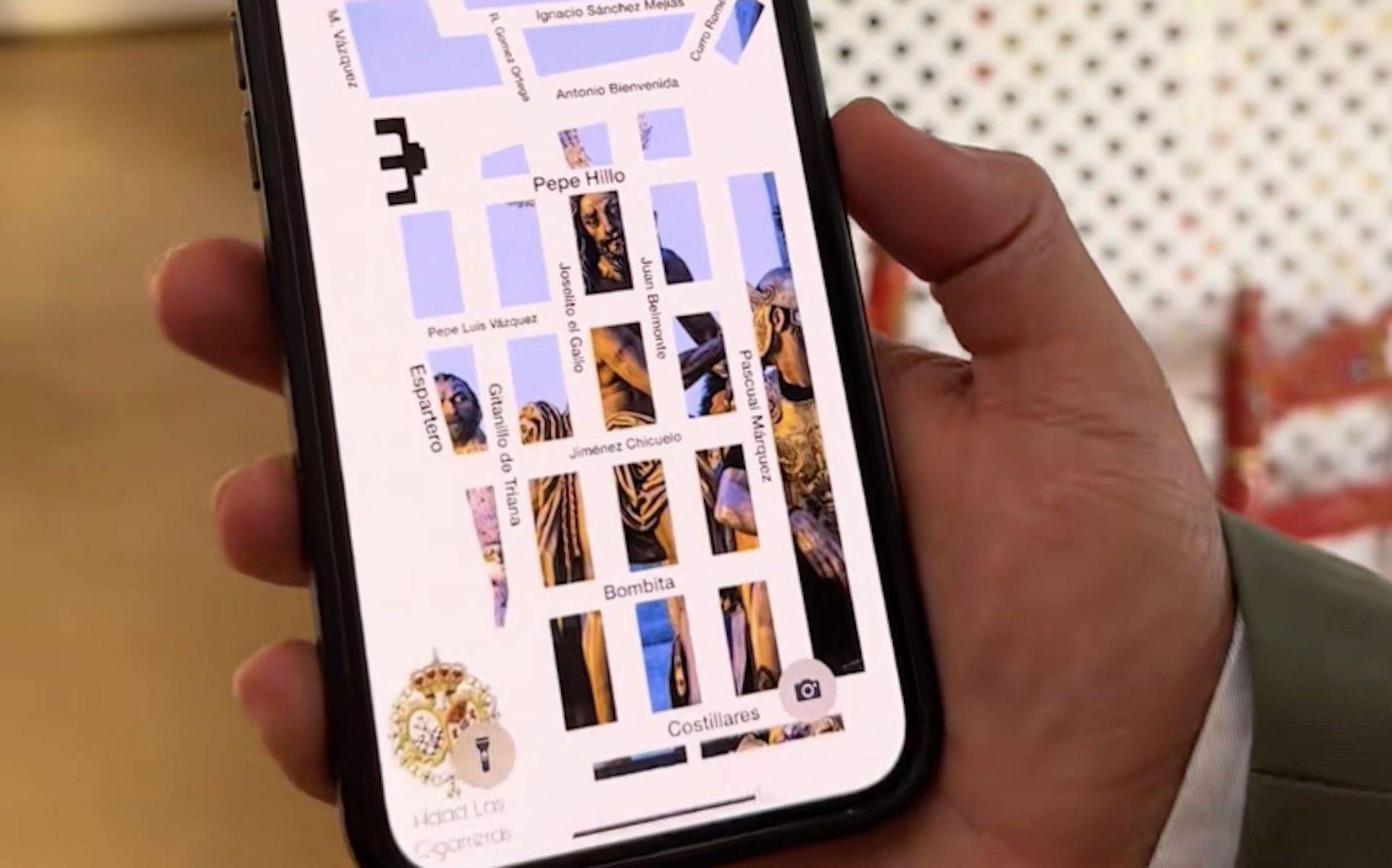 Llevar el mapa de la Feria de Sevilla de fondo de pantalla, una moda que se consolida año tras año.