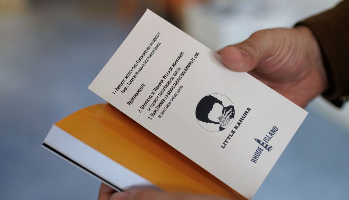 Fran Delgado  librería Laberinto  libro Desiertos, mitos y cine  2