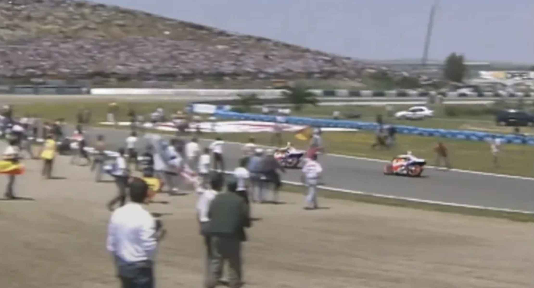 La invasión de público privó a Crivillé de lograr el triunfo en Jerez en 1996.