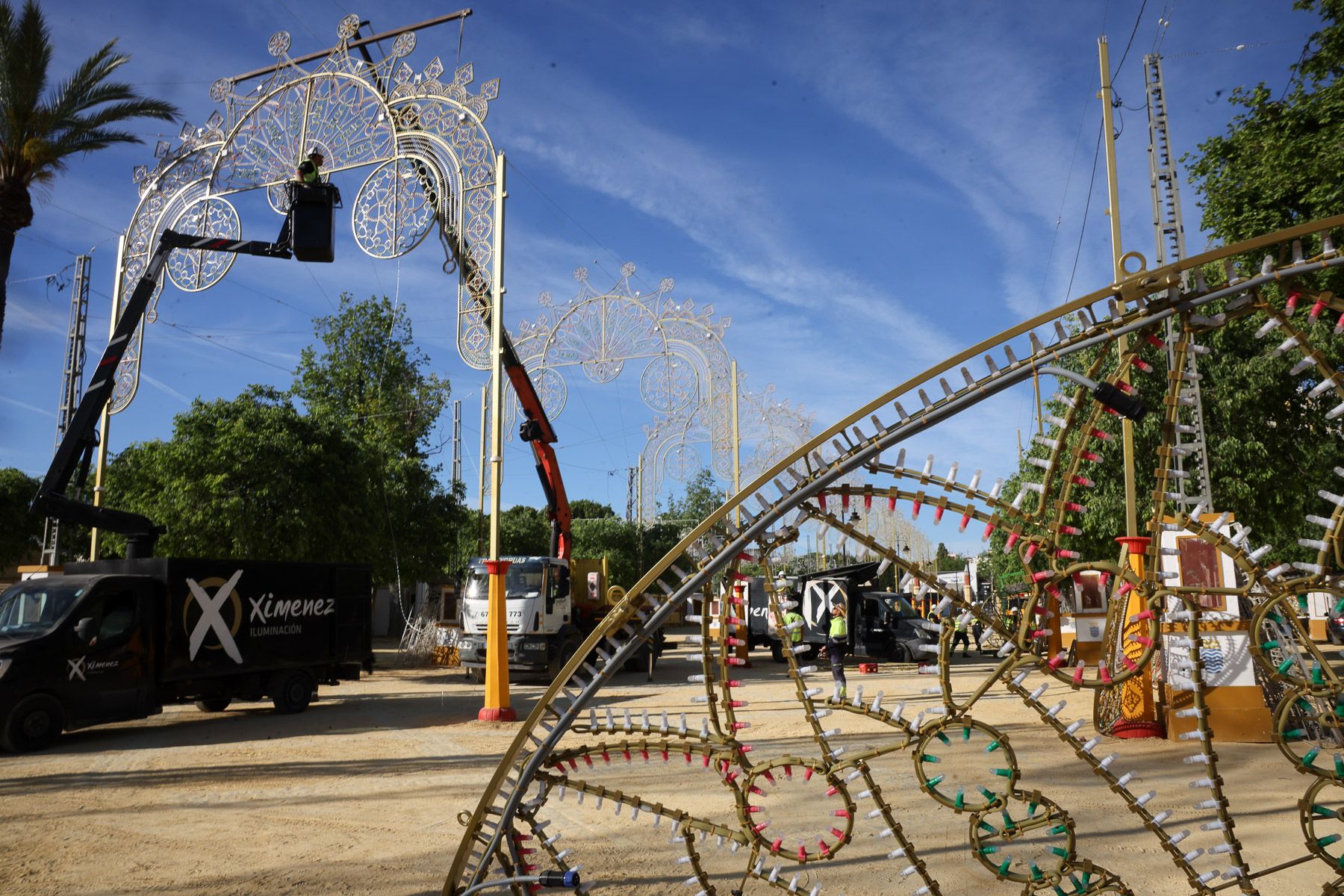 Montaje de la Feria de Jerez, en una imagen de hace unos días.