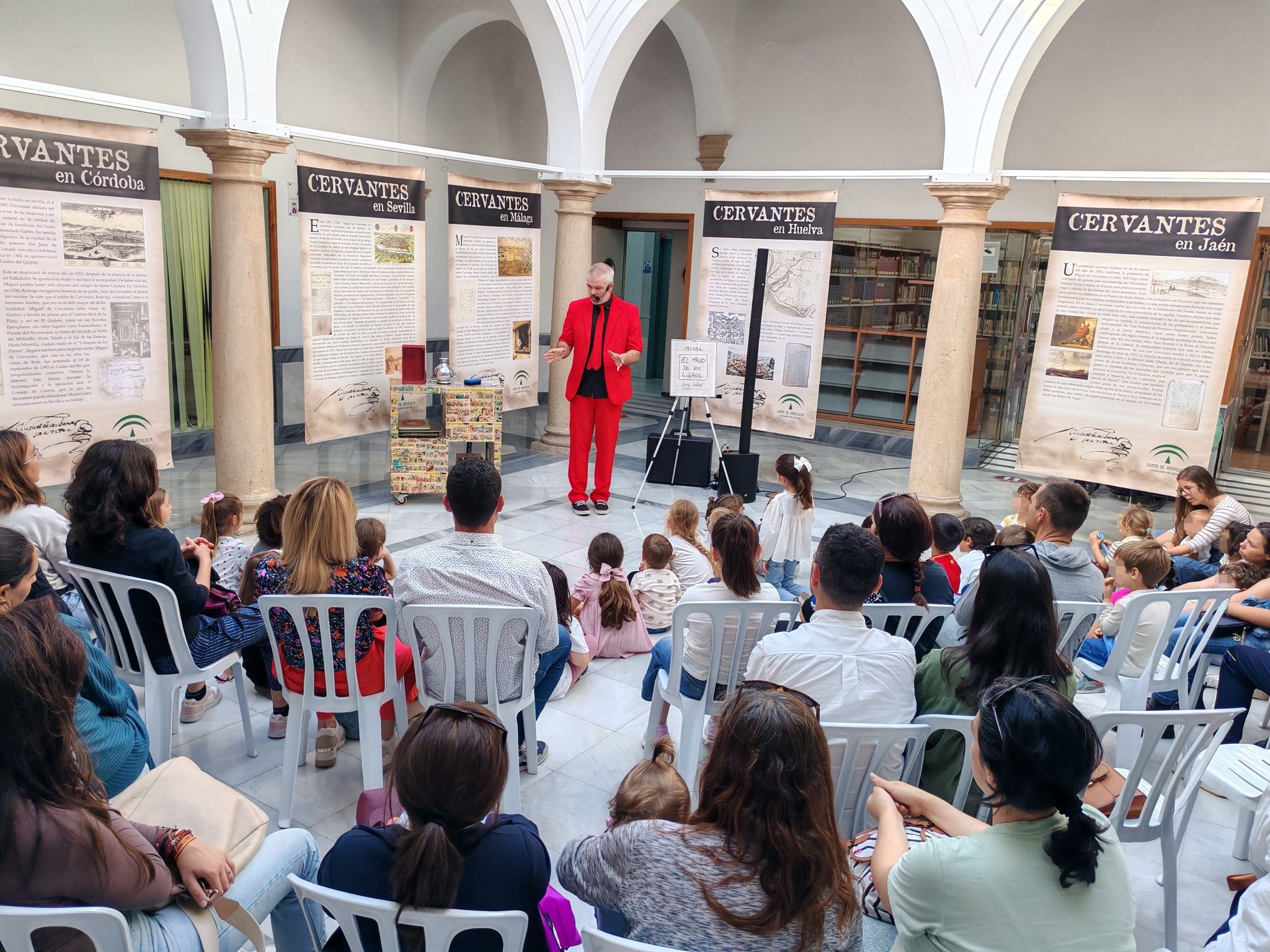 Una actividad en la Biblioteca Municipal García Gutiérrez de Chiclana.