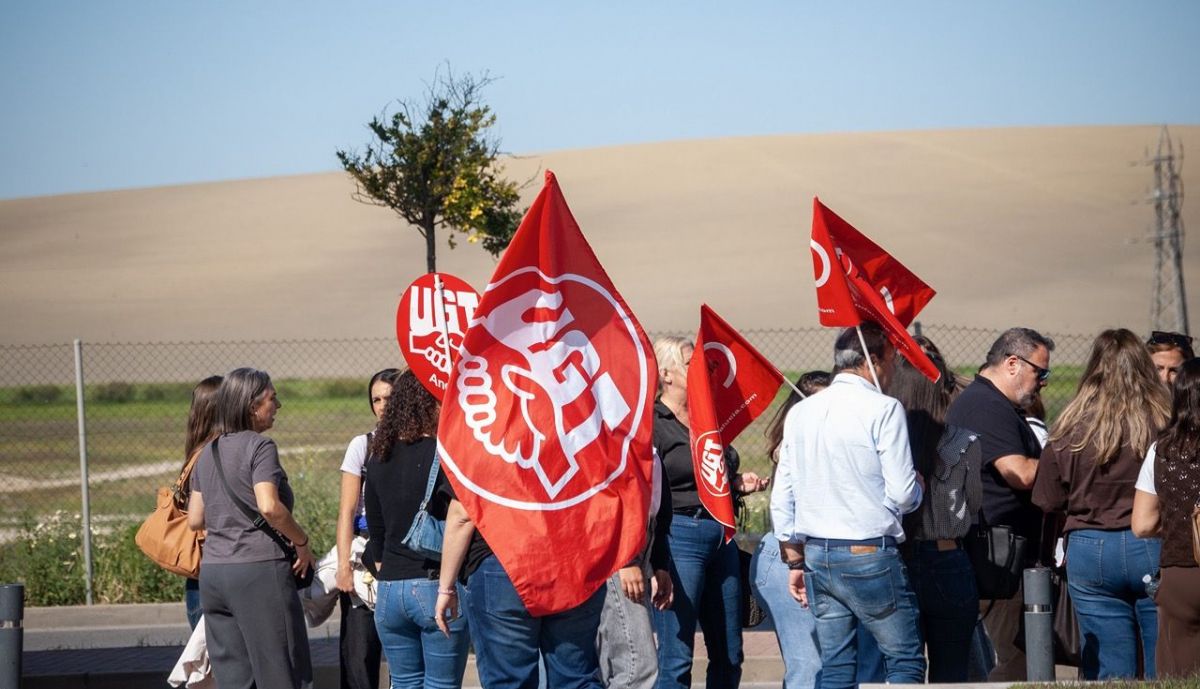 protesta area sur convenio UGT 