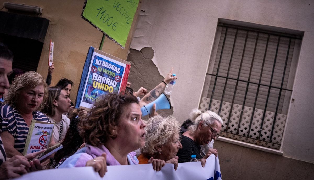 Manifestación Barrio de Santa María Cádiz No a la Droga 22