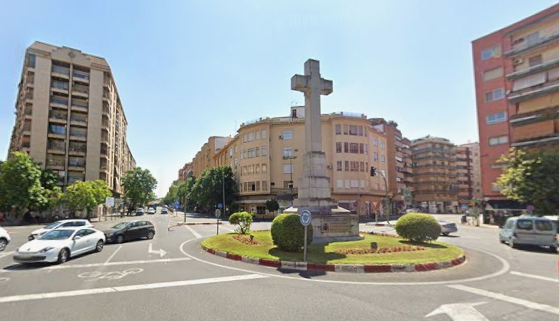 La cruz de los caídos en Cáceres.