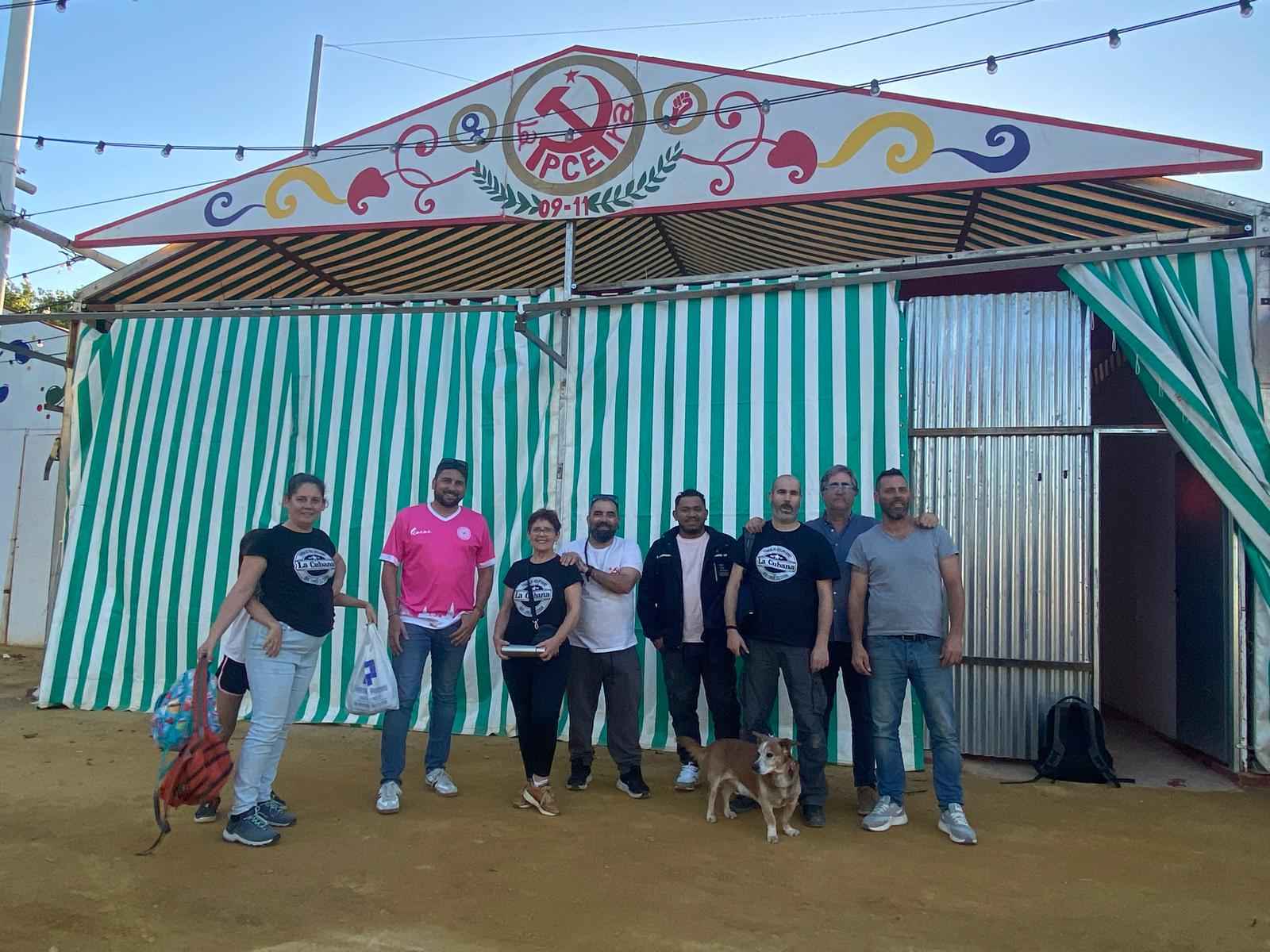 Voluntarios de la caseta la PCEra.