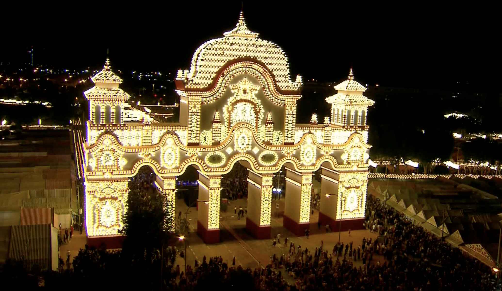 La portada de la Feria de Abril de Sevilla.