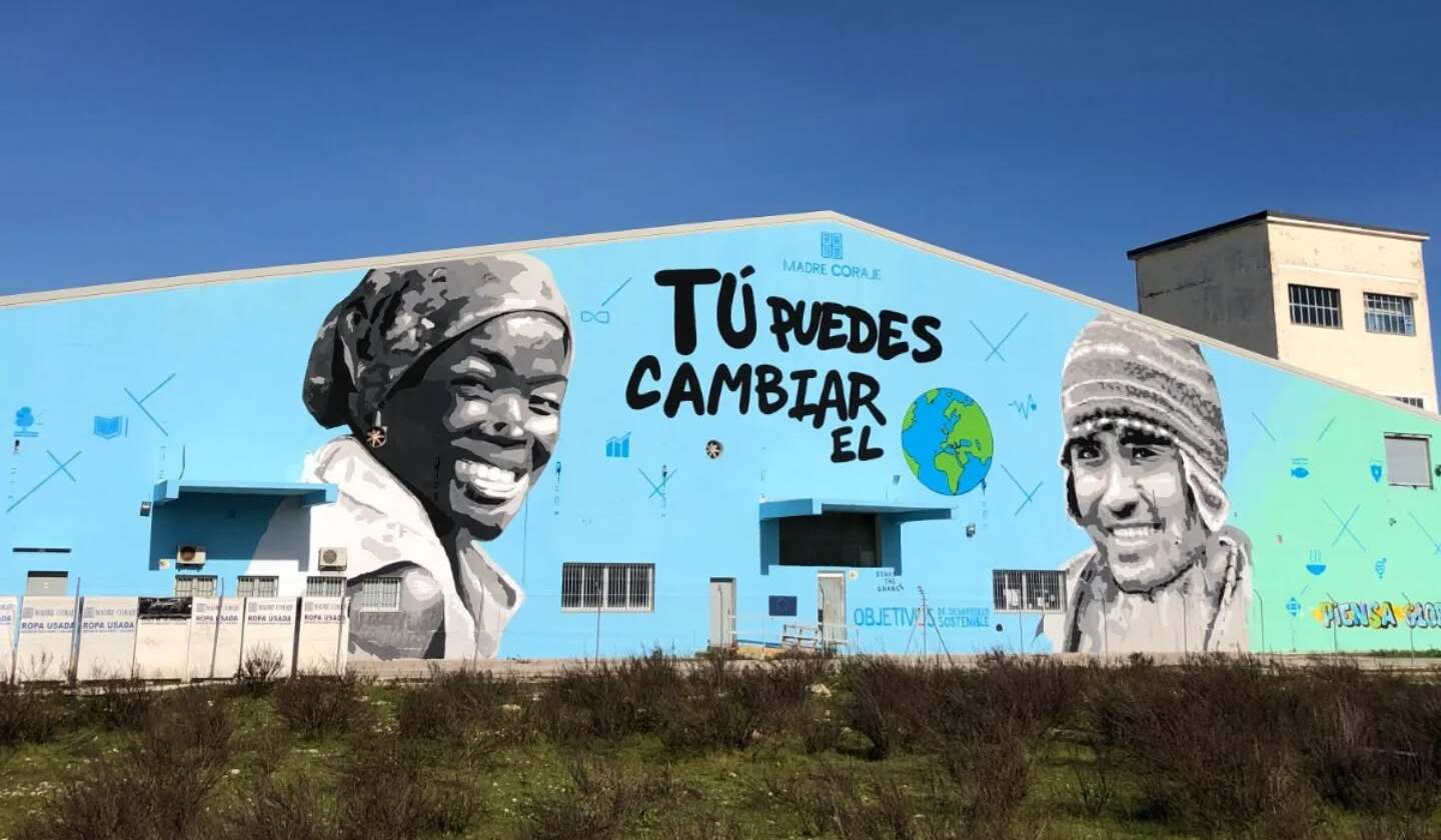 Una nave de Madre Coraje.