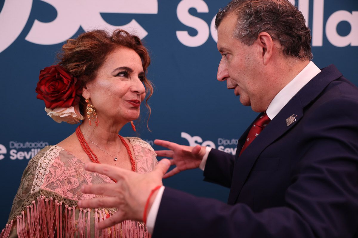 La recepción de la Diputación de Sevilla, en la Feria de Abril 10