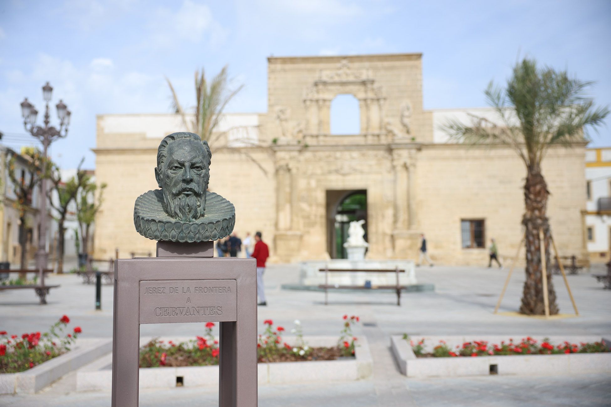El busto a Cervantes en Jerez, en la plaza del Mercado.
