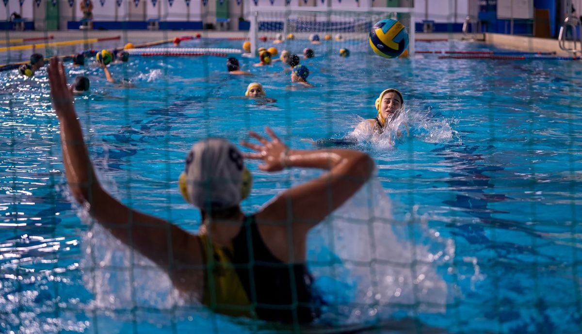 Club waterpolo Cádiz,equipo femenino de waterpolo que se está montando y que han pedido ayuda en redes sociales 