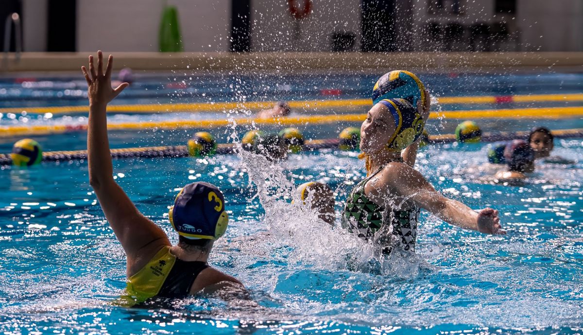 Club waterpolo Cádiz,equipo femenino de waterpolo que se está montando y que han pedido ayuda en redes sociales  18