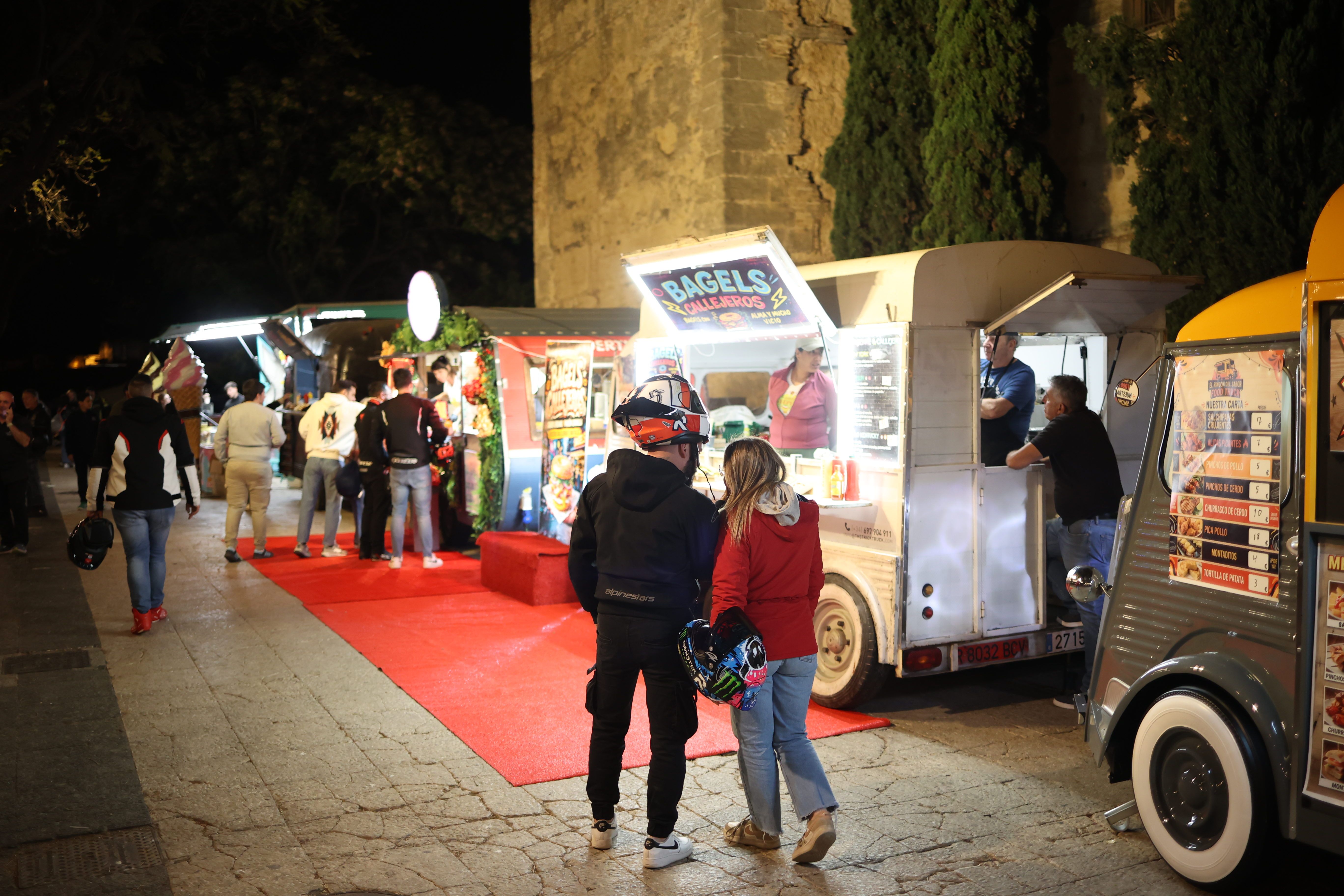 Las foodtrack en la Alameda Vieja de Jerez, esta motorada.