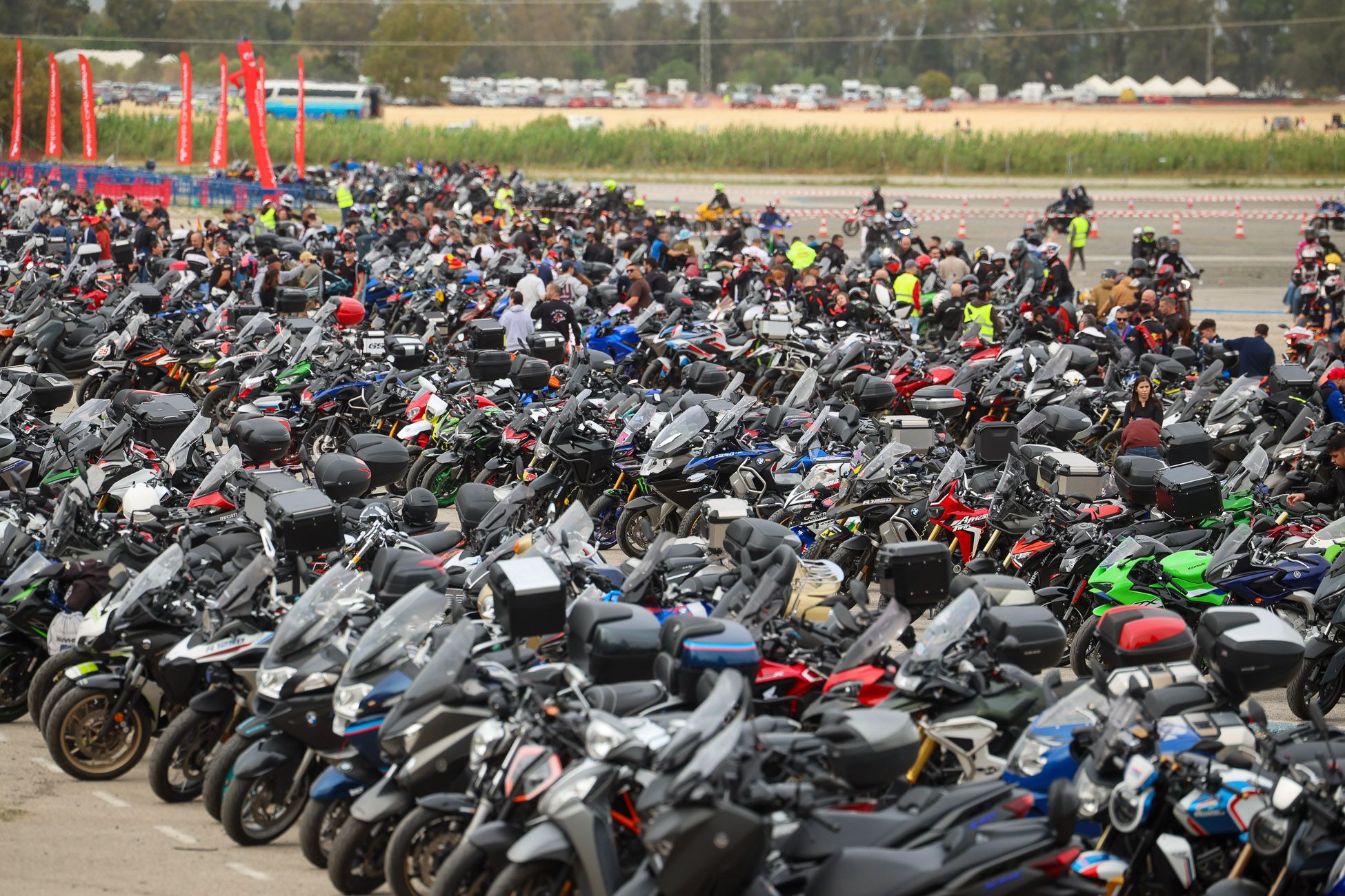 Parking motos circuito de Jerez 5