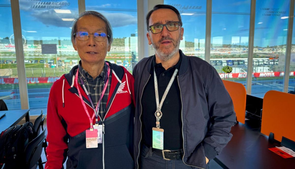 Makoto Hirano, con su amigo el periodista Jesús Benítez
