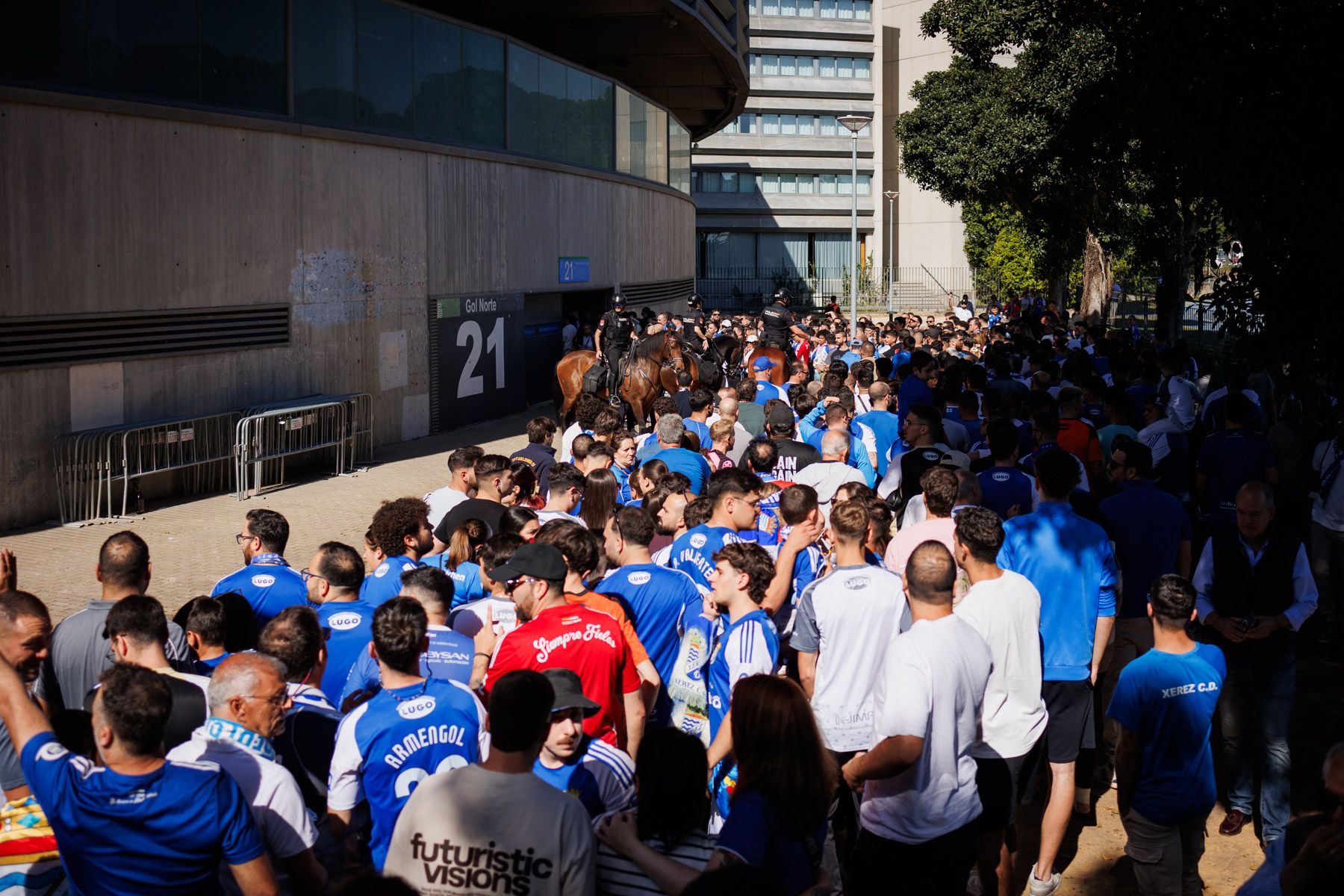 Las imágenes del derbi entre Xerez Deportivo FC y Xerez CD en Chapín este domingo.