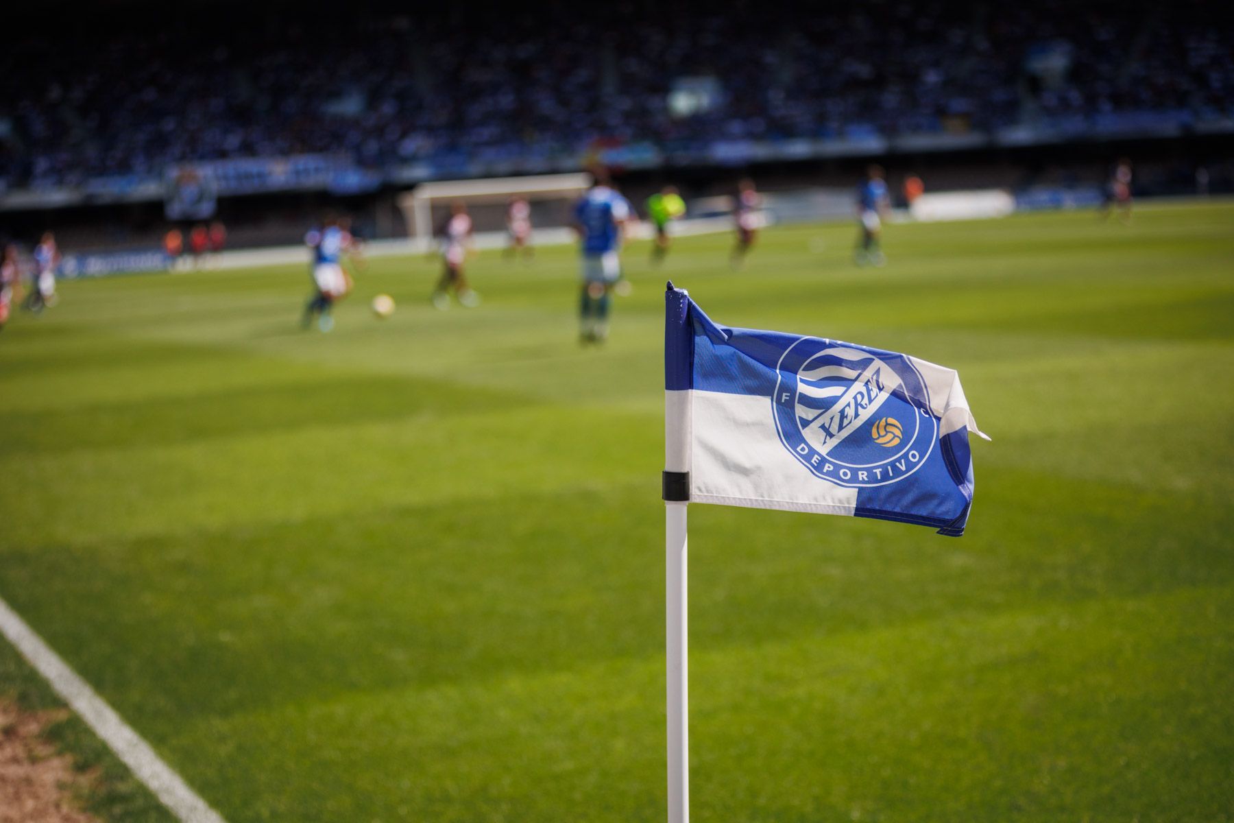 Las imágenes del derbi entre Xerez Deportivo FC y Xerez CD en Chapín este domingo.