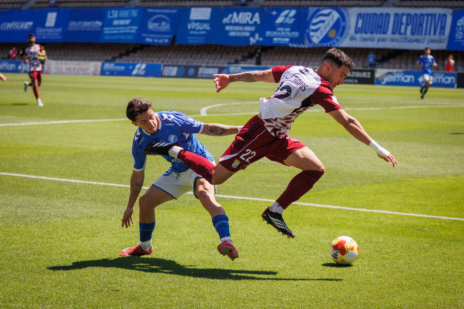 Las imágenes del derbi entre Xerez Deportivo FC y Xerez CD en Chapín este domingo.