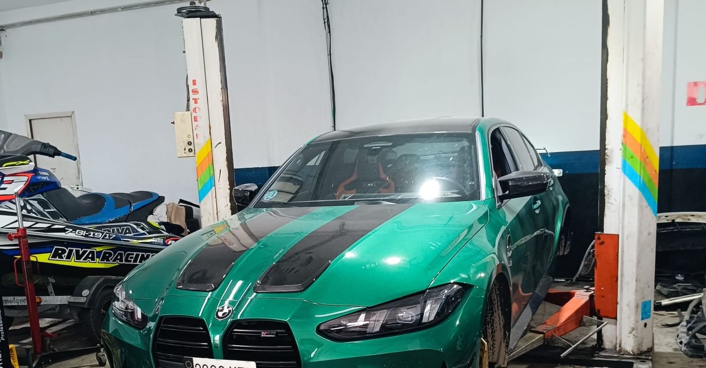 El coche que se viralizó en la pasada motorada en El Puerto, tras la detención de su conductor.